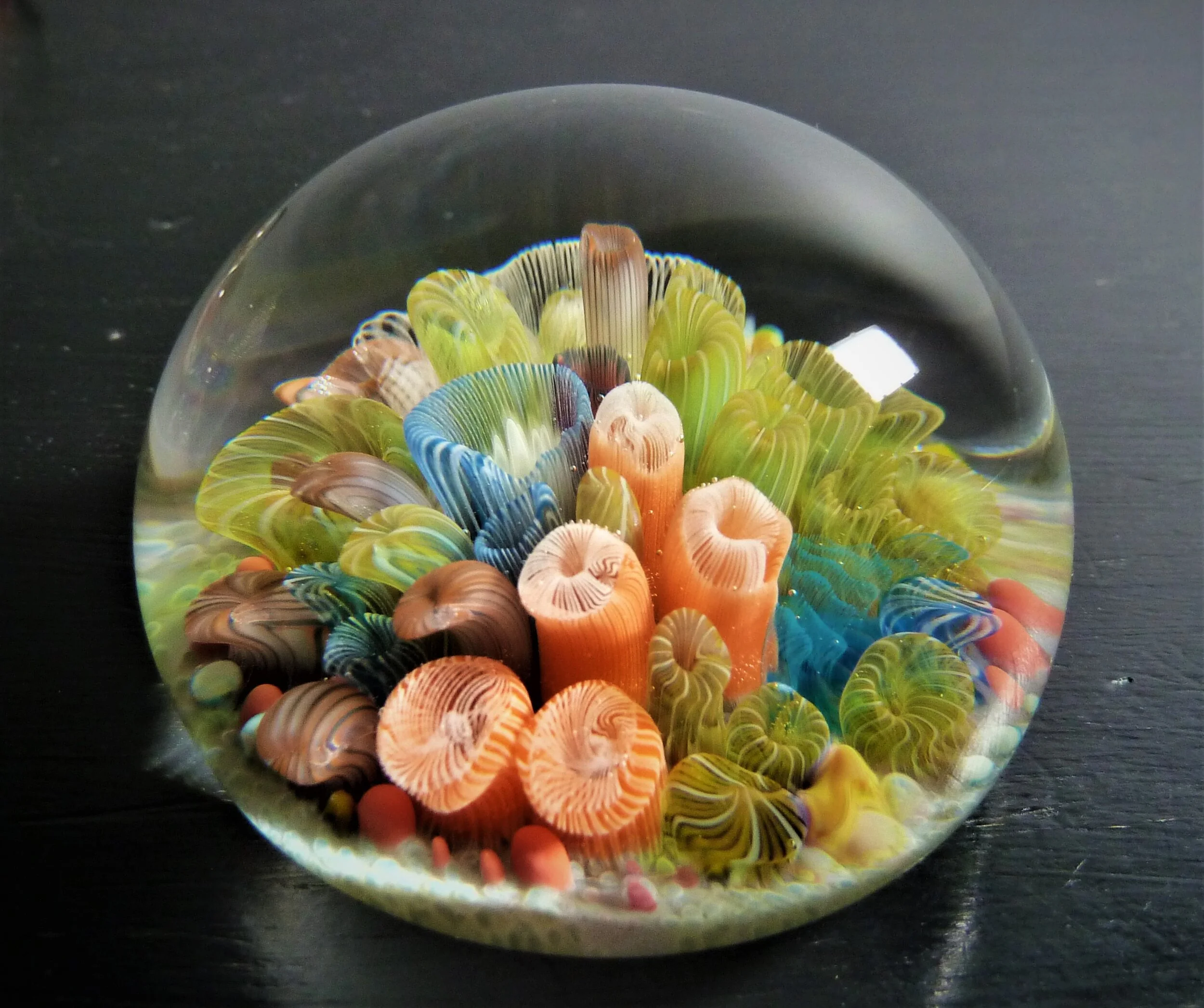 *SOLD* Paperweight 2.3in x 1.6in £160/$215 (No. 10101)