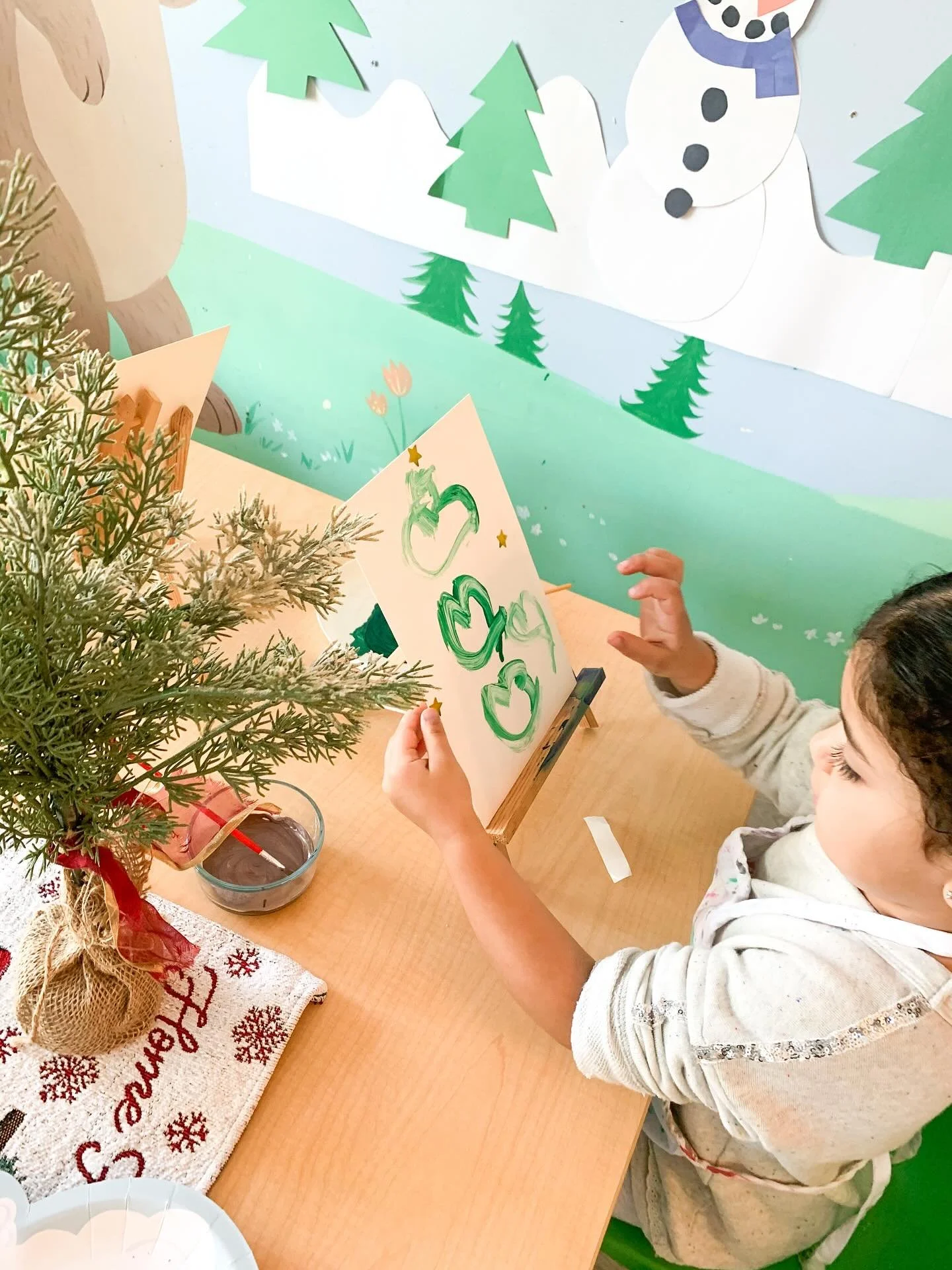 Holiday break is almost here 🎄
Our last class will be this Saturday.
Closed 12/22&ndash;12/27 and 12/31&ndash;1/1.

We&rsquo;re so excited for what&rsquo;s ahead - January will be all about Winter fun with hands-on winter science, and February we&rs