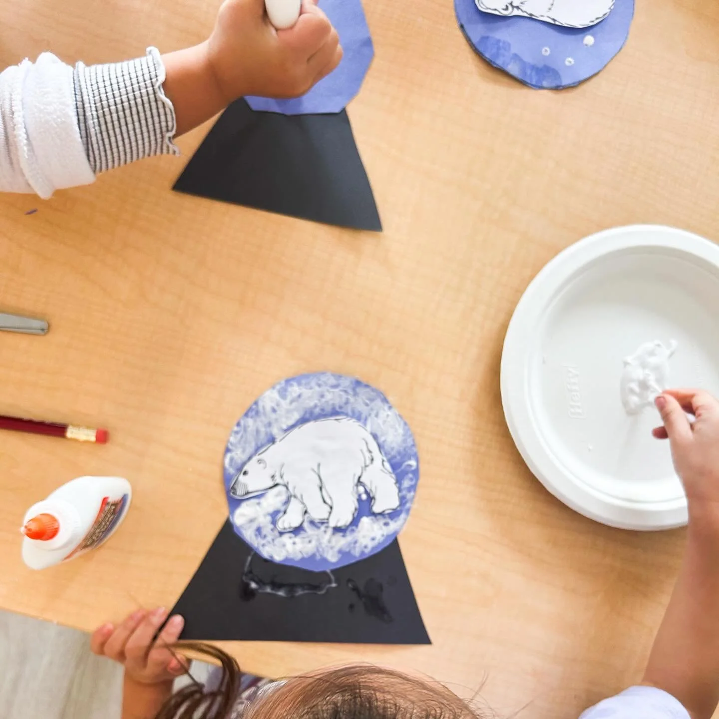 We&rsquo;re back in session at Circle Time Glendora! ❄️🐻&zwj;❄️
Our little learners jumped right in with Arctic animal exploration, hands-on math activities, and letter learning through play. It&rsquo;s been so wonderful to see familiar faces and fe