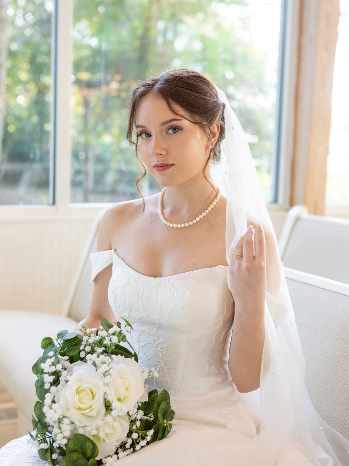 A big thank you to Maleah and Caleb for adding to the specialness of this place 🦢

photo / @jessica_calsing_photography
linens / @partyprorents
dress / @davidsbridal
suit / @menswearhouse
hair / Cathy Saxton
bride / @c.maleah