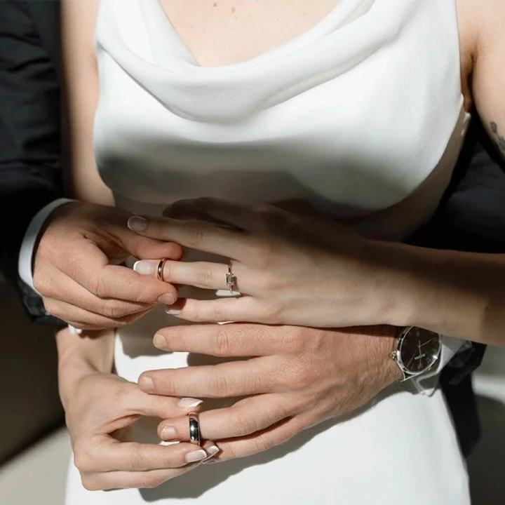 Those sweet, &lsquo;just us&rsquo; moments✨🤍 

photo + video / @katherineriveraphoto
florals / Sydney Carpenter
cake / @ludgerscakes
catering / @goodiescatering
DJ / @dj.connection
linens / @partyprorents
dress / @luv.bridal
suit / @generationtux
ba