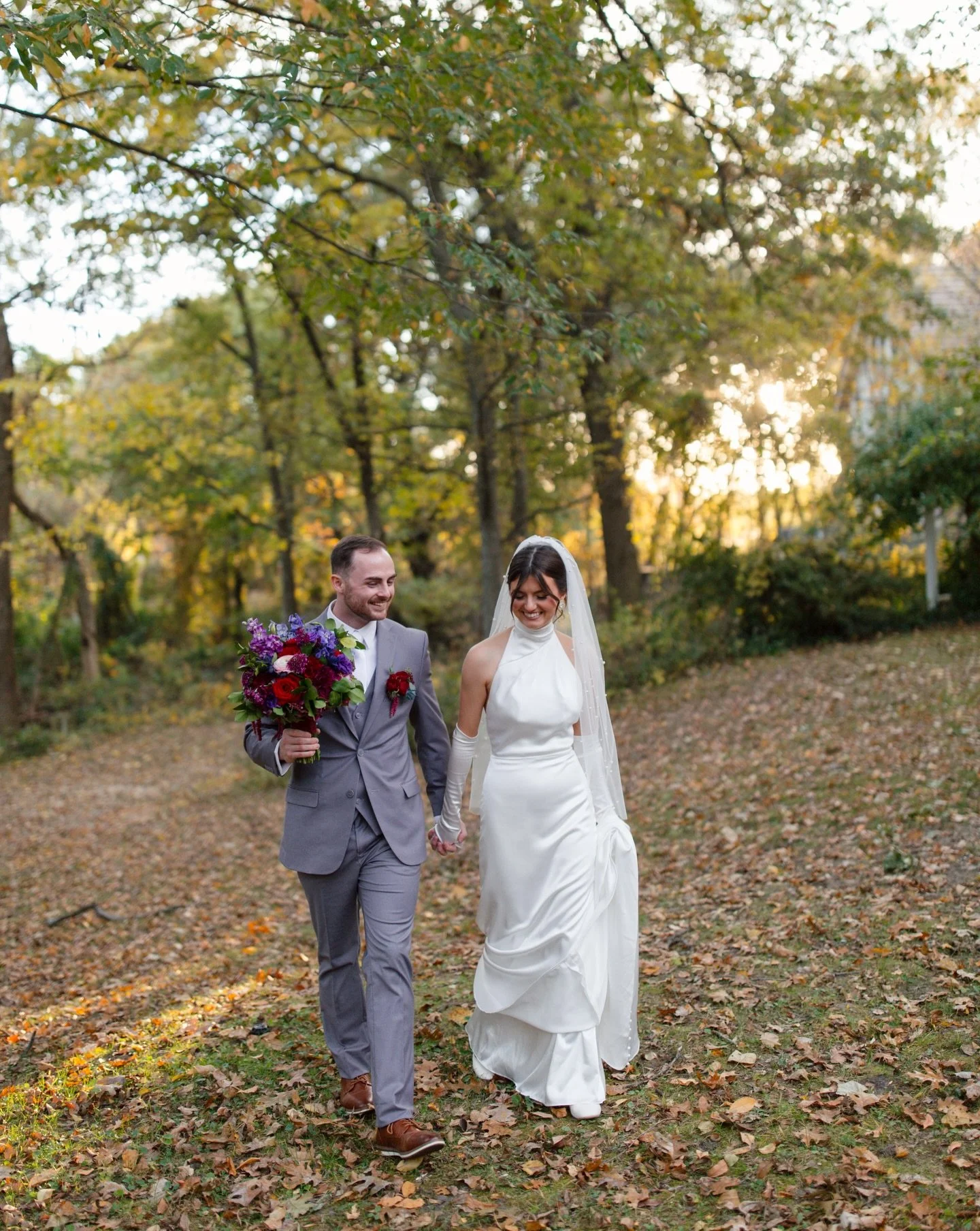 Hand in hand&hellip; for forever &amp; ever🥰

Kenslie &amp; Colbie were just the sweetest🫶🏼

photo / @cunninghamkatie
linens / @partyprorents
florals / @thefrenchbouquettulsa
cake / @mslaurascakes2
caterer / @kitchentablecateringco
bartending / @w
