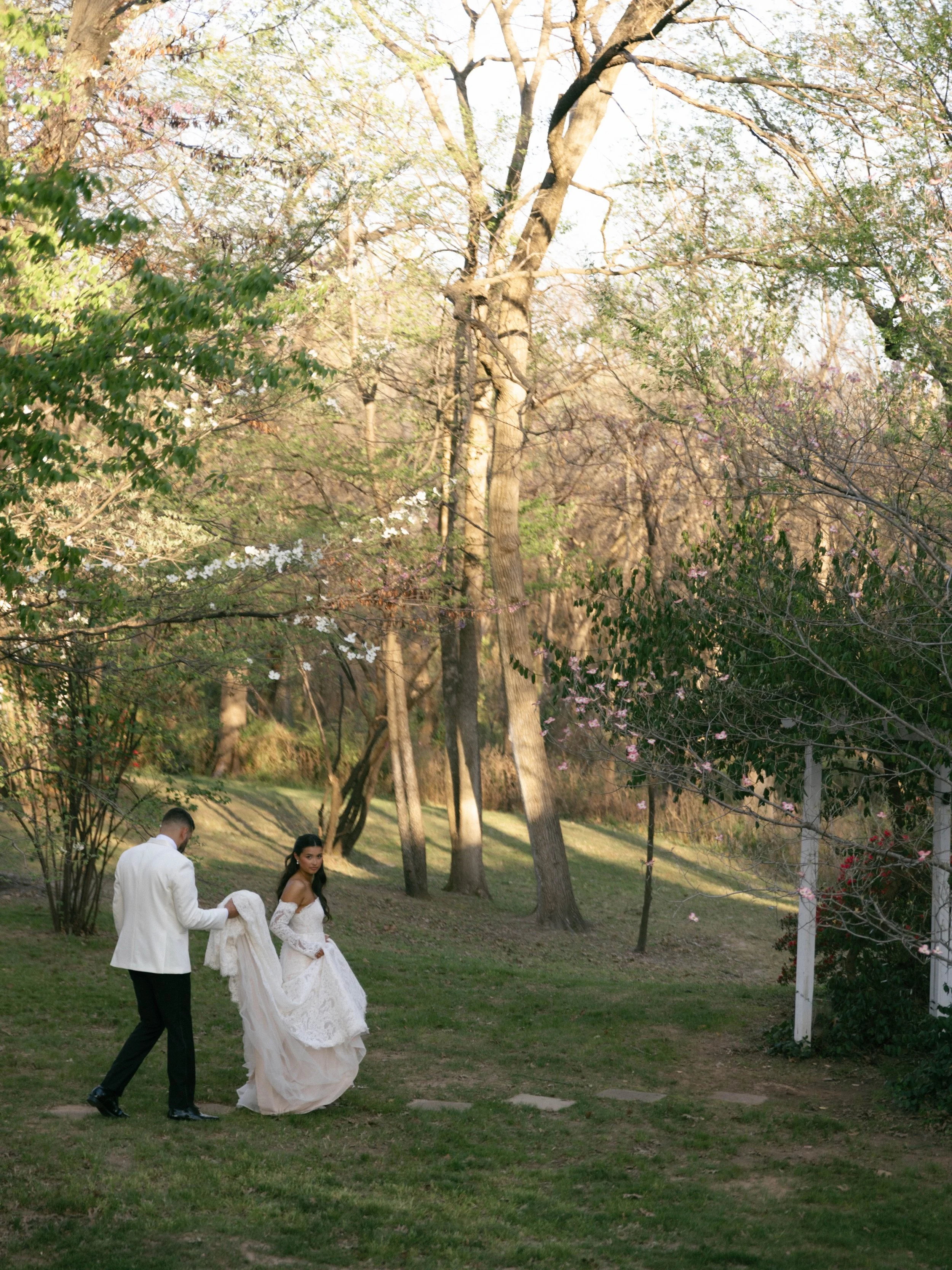 Golden hour made extra special because of Michaella &amp; Cole 🌞

photo / @taylorrene.co
florist / @purposedpetals
DJ / @dj.jagman918
officiant / @cathymack_greencountrywedding
dress / @lamariee_boutique
suit / @menswearhouse
makeup + hair / @pretty