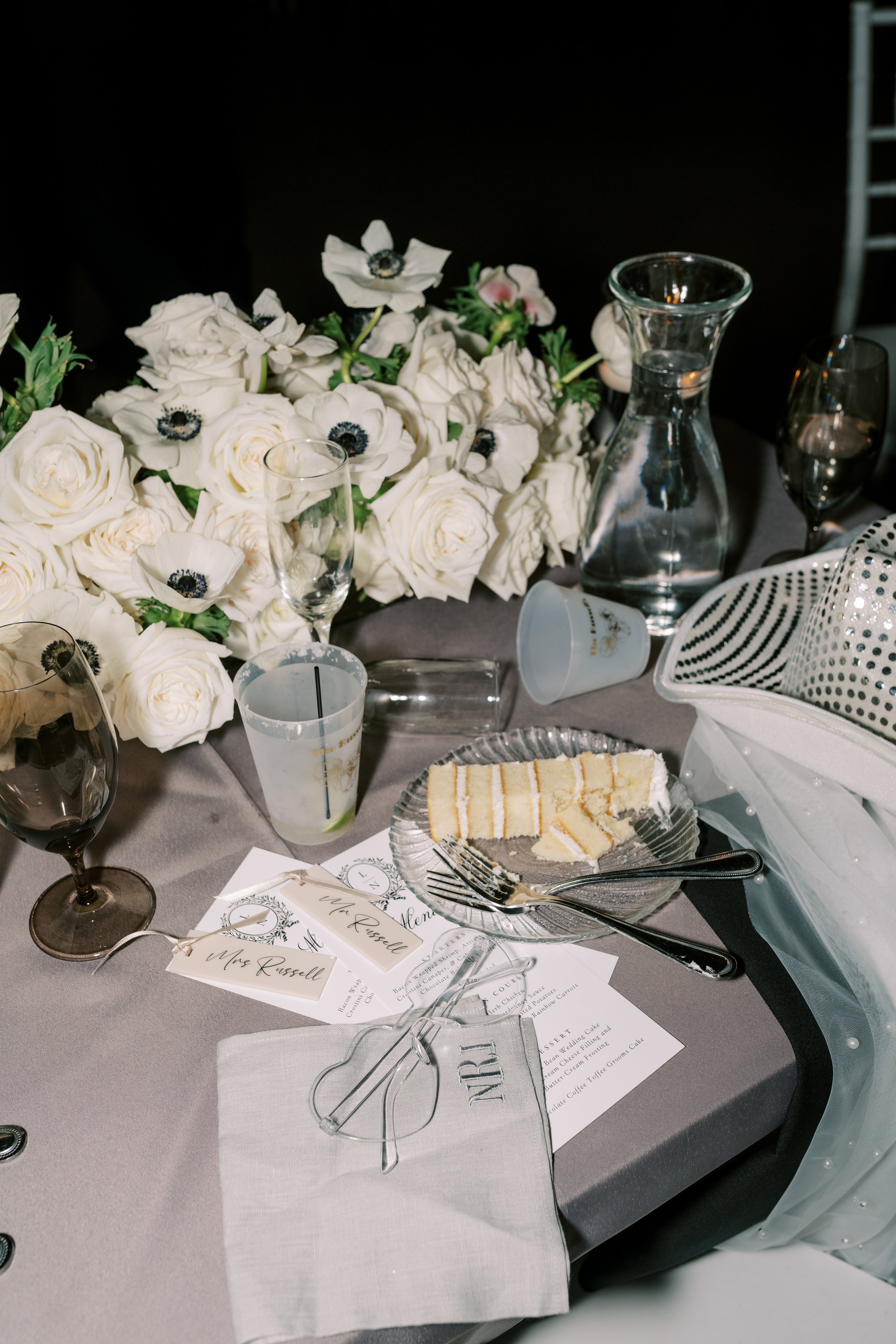 LN - SneakPeek -101 - 04265.jpg