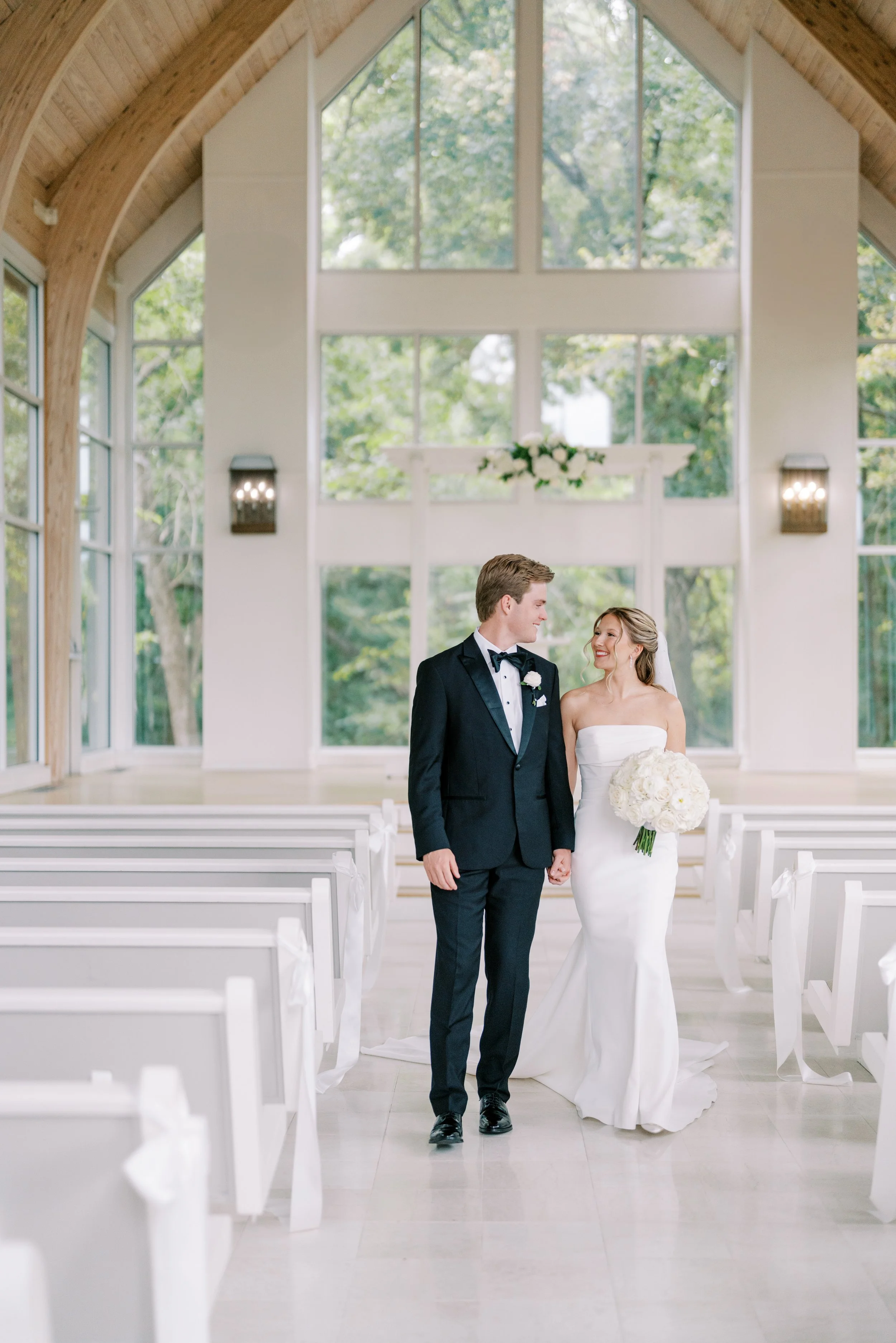 LN - SneakPeek -45 - 08692.jpg