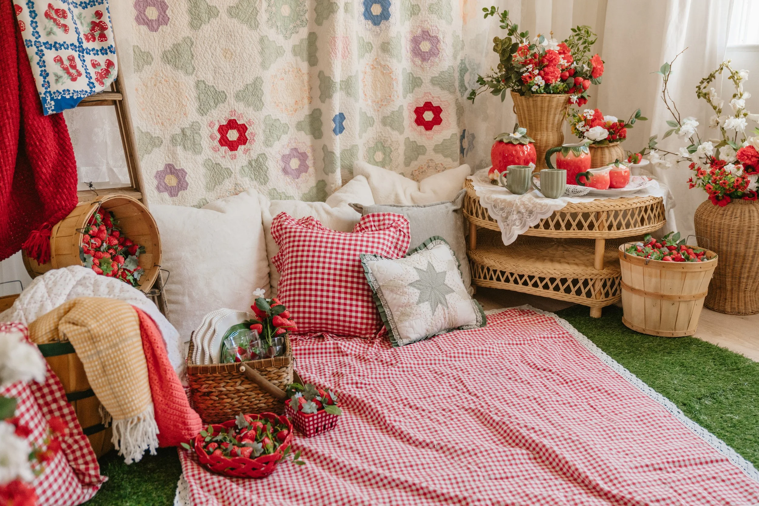 Studio House - Loft Summer Picnic-16.jpg