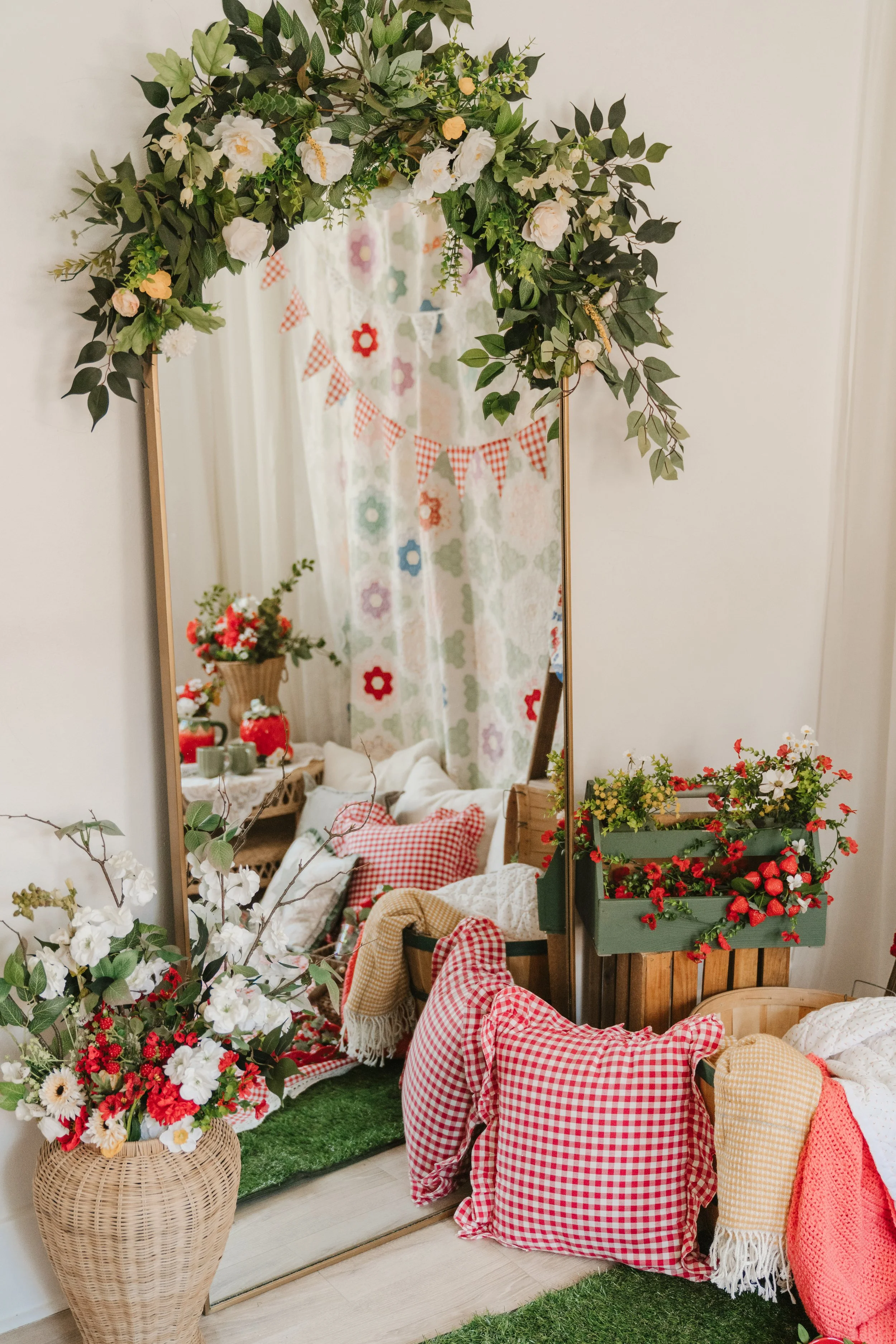 Studio House - Loft Summer Picnic-66.jpg