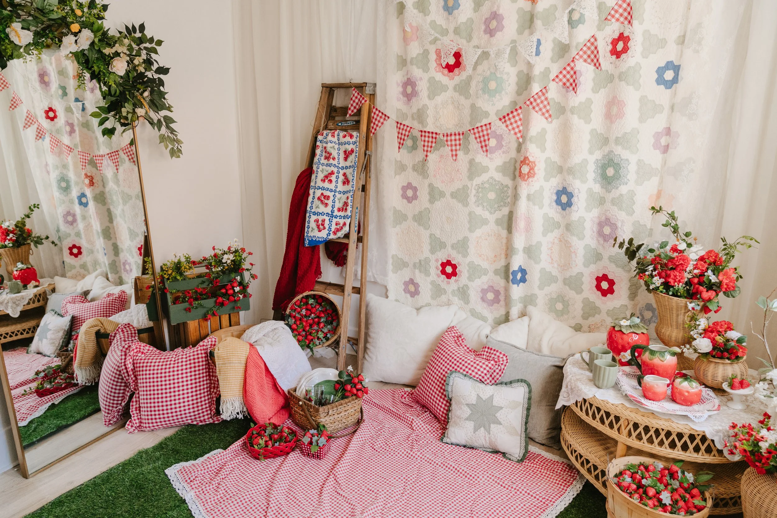 Studio House - Loft Summer Picnic-38.jpg