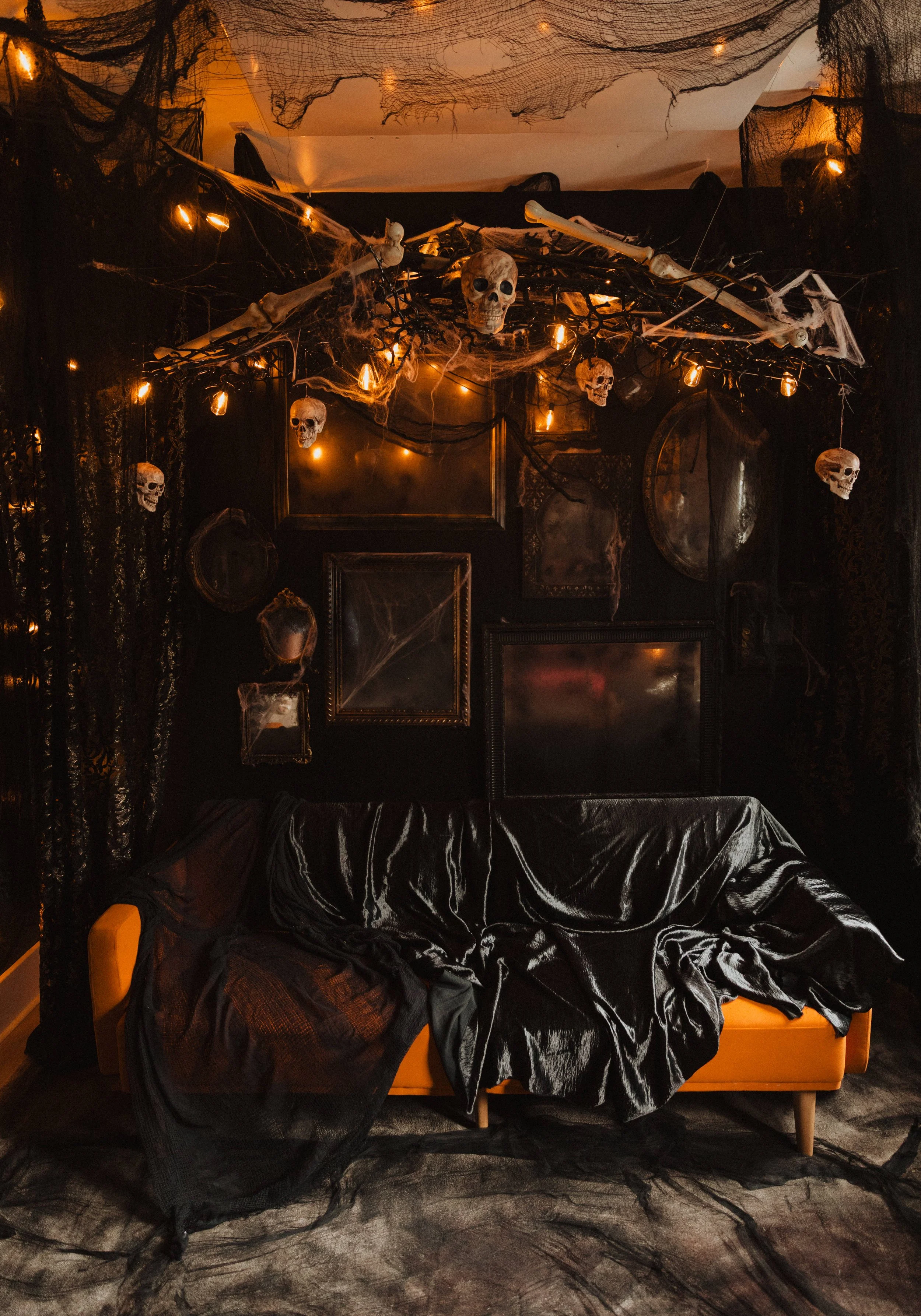 halloween2025studiohouse26.jpg