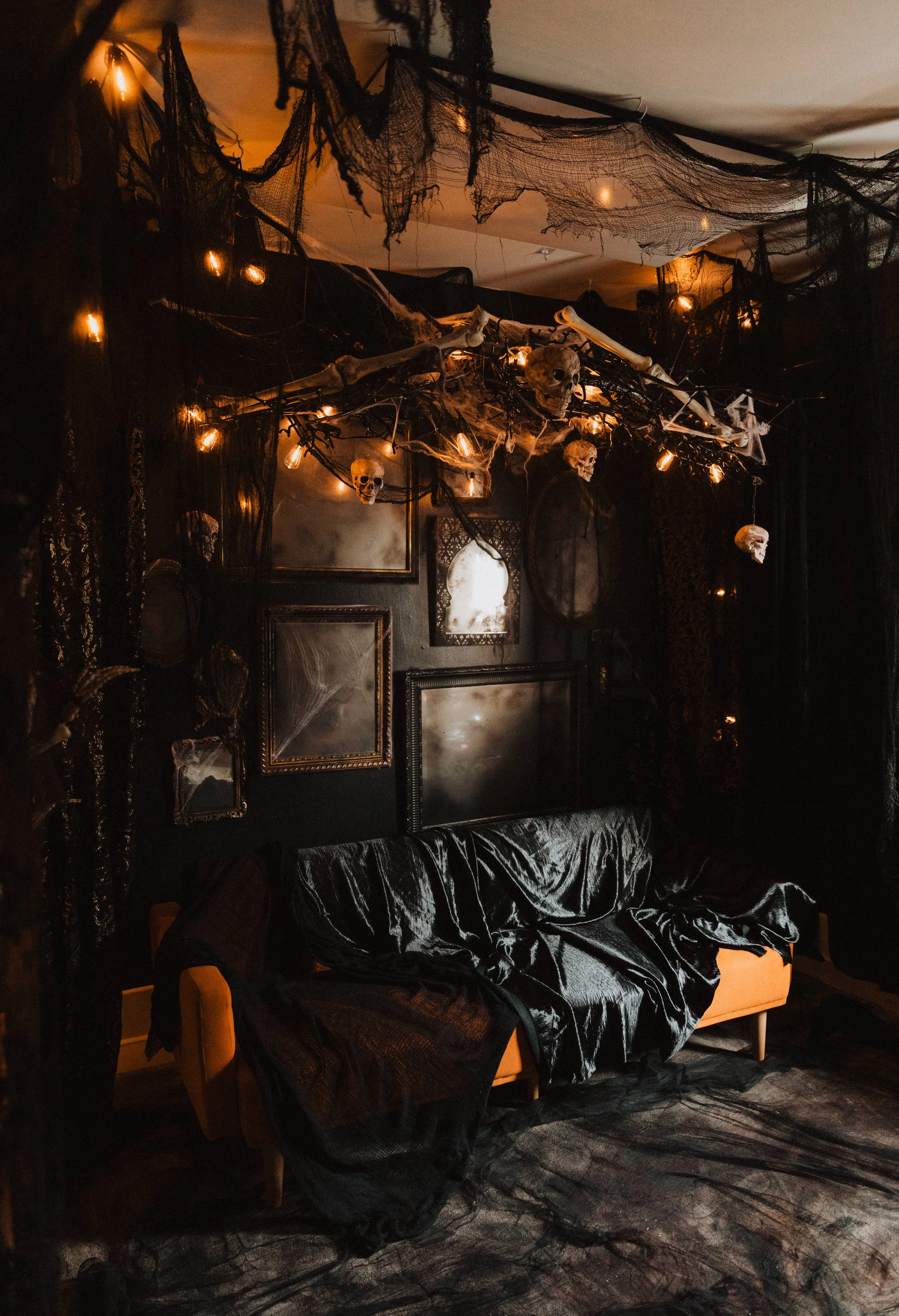 halloween2025studiohouse7.jpg