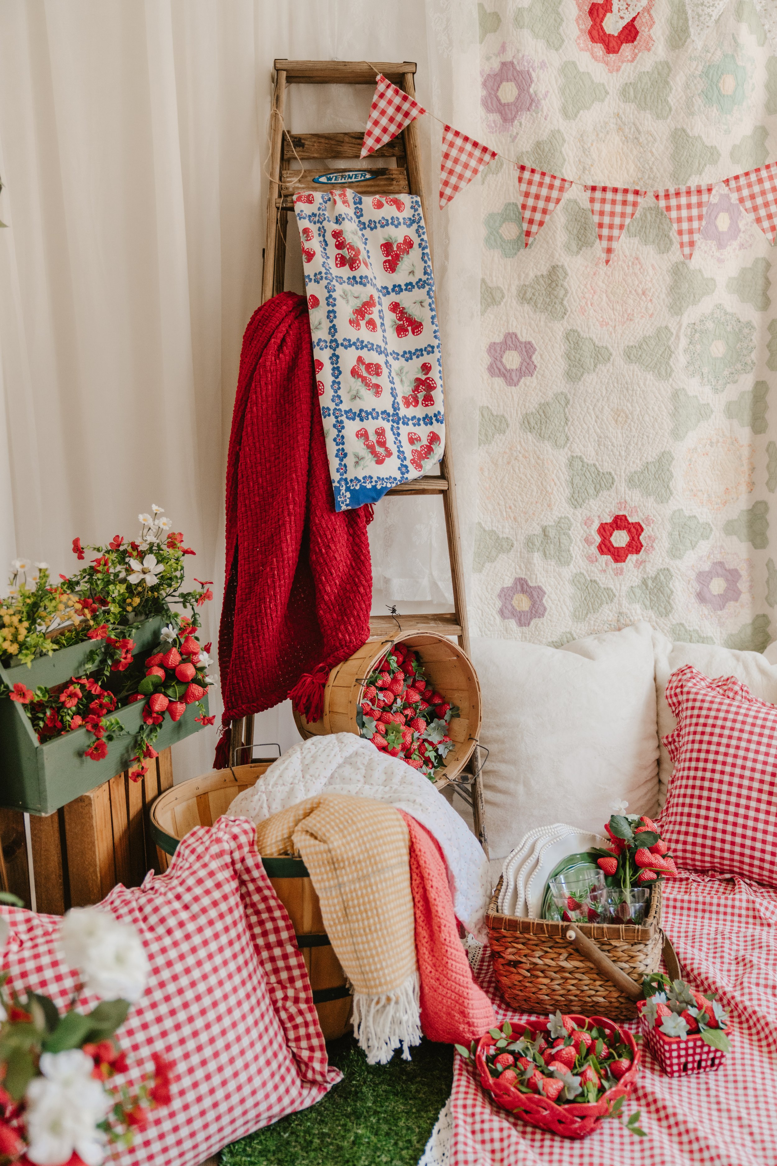 Studio House - Loft Summer Picnic-8.jpg
