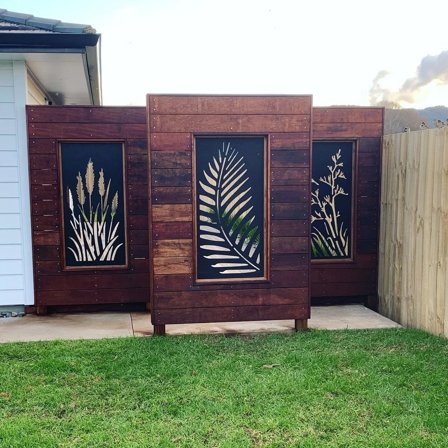 vdv privacy screens.jpg