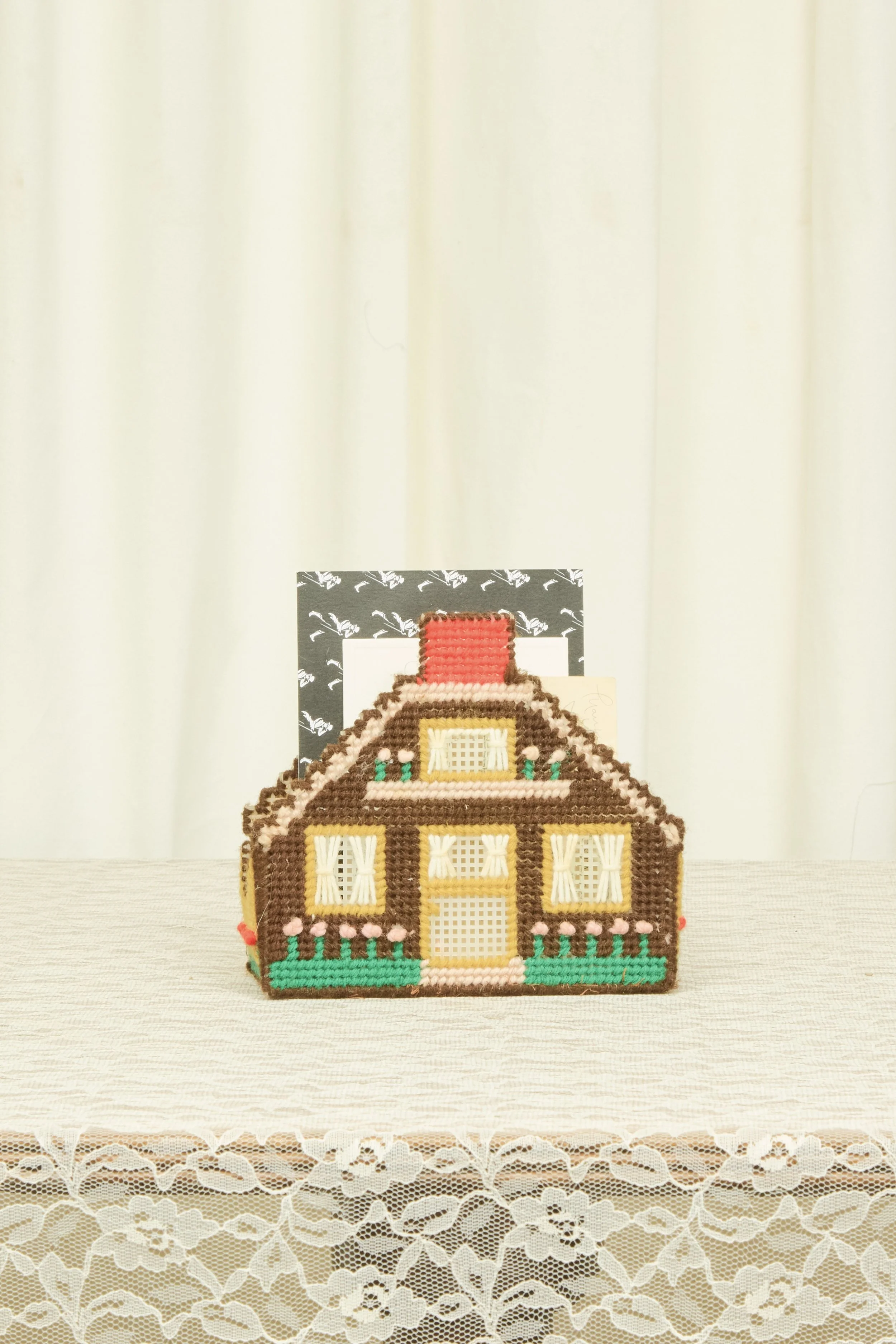 Vintage House Needlepoint Napkin/Letter Holder