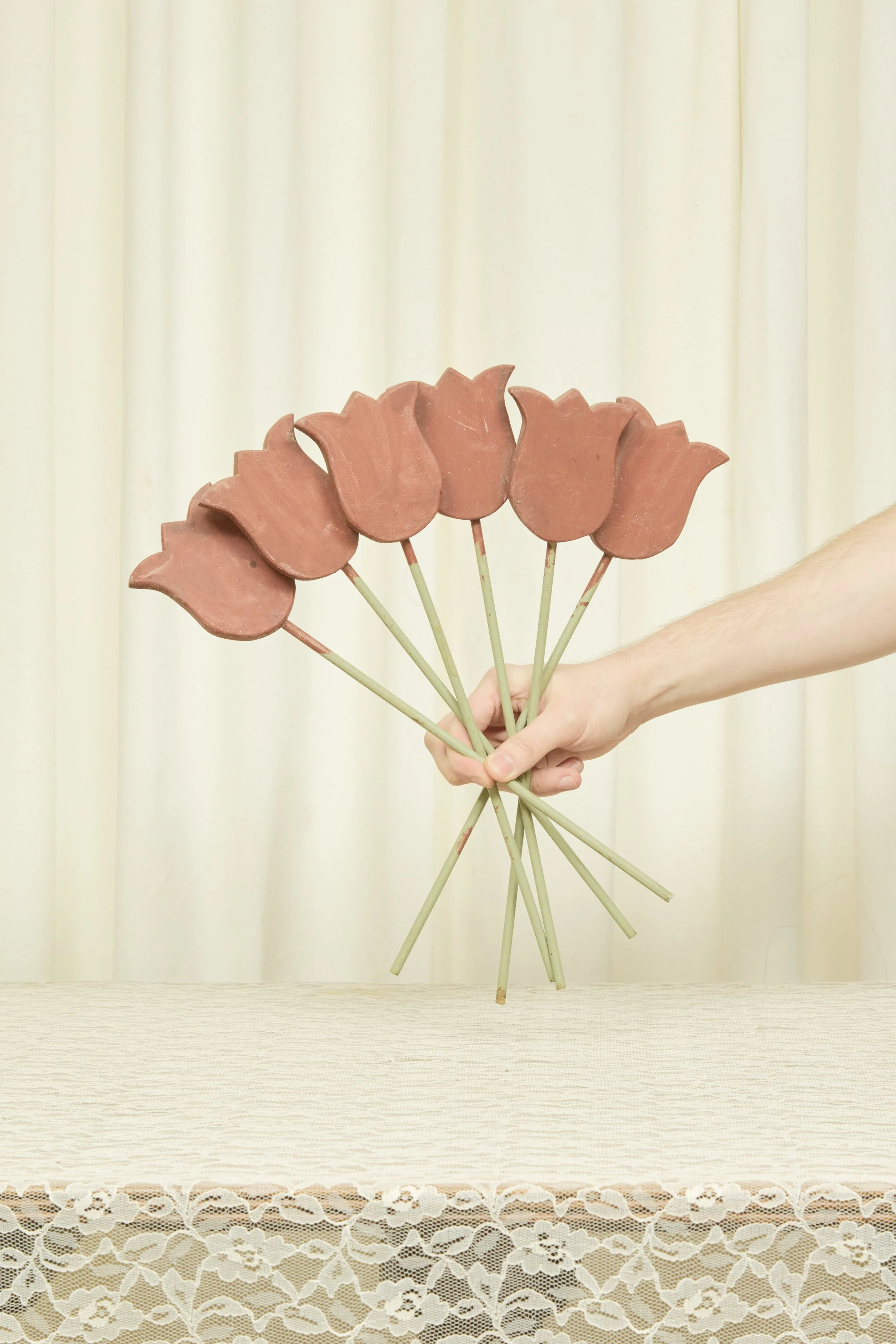 Vintage Tulip Bundle Wall Hanging