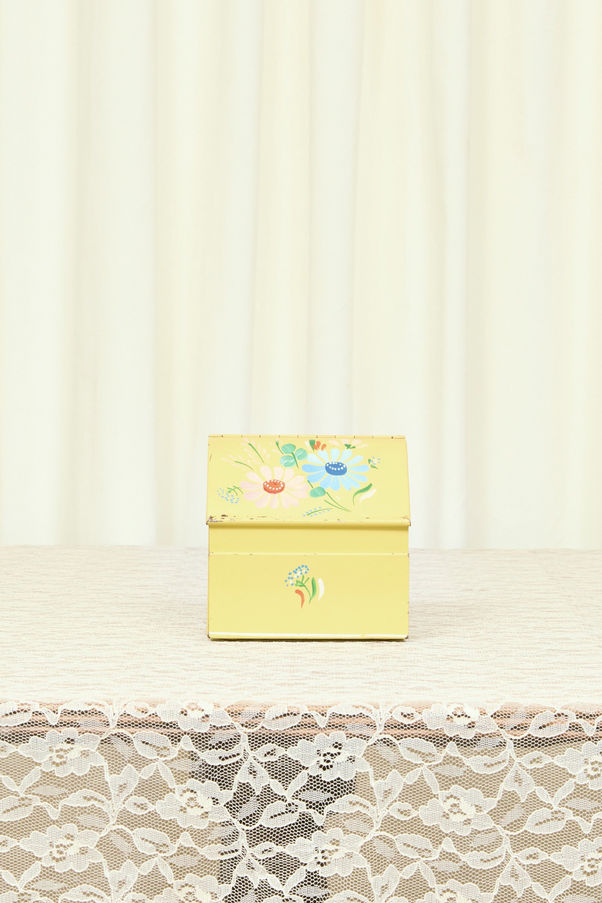 Vintage Painted Wall Box/Recipe Card Holder