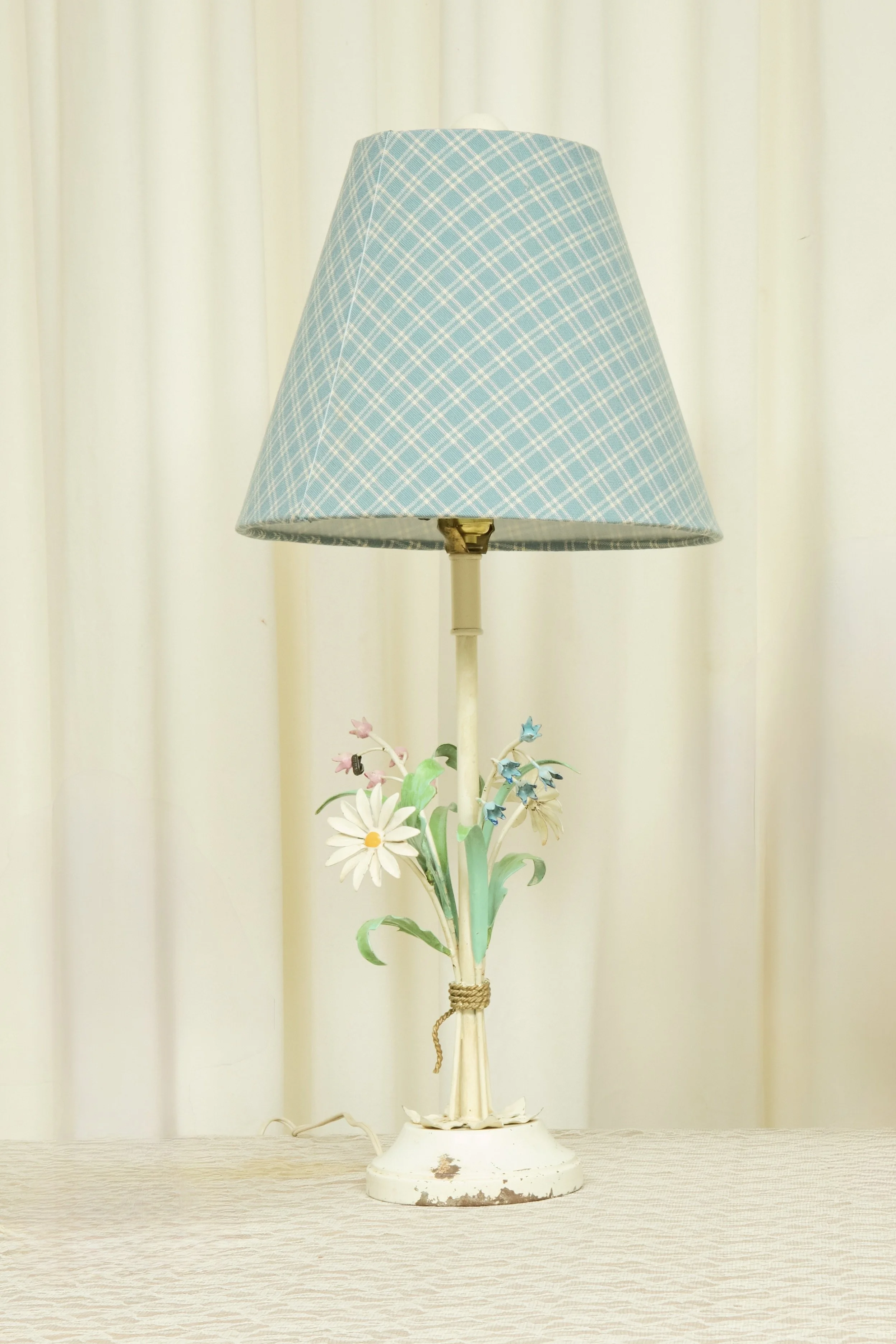 Vintage Metal Floral Lamp