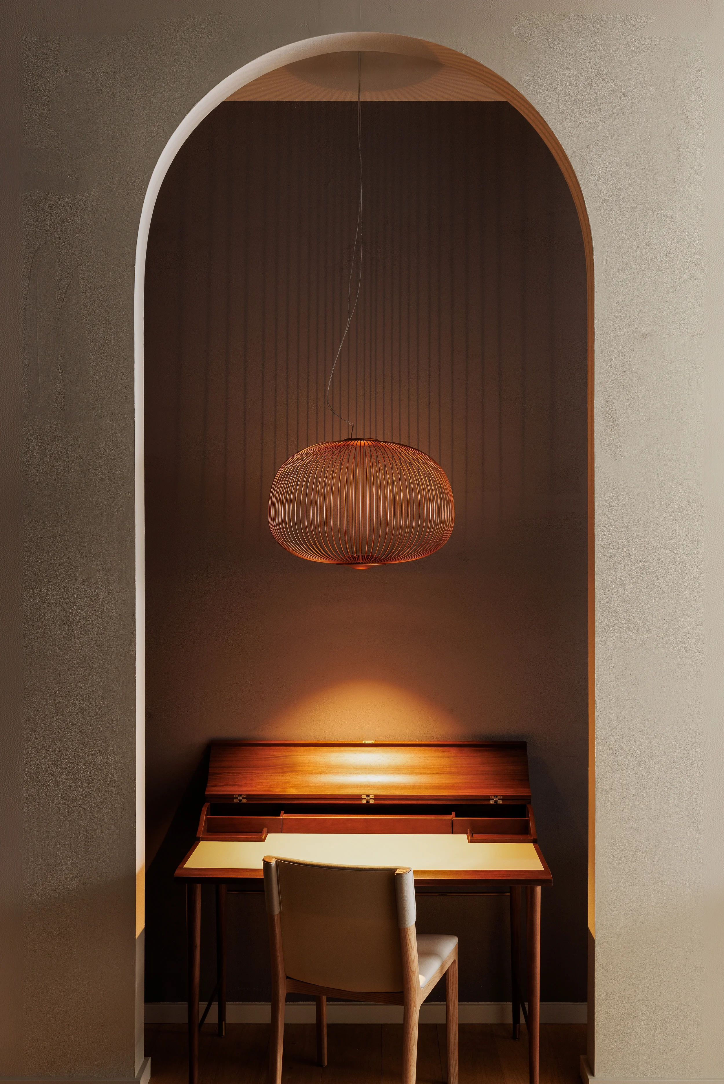 LightForm showroom showcasing a sculptural arched opening in Vancouver BC by Little Giant