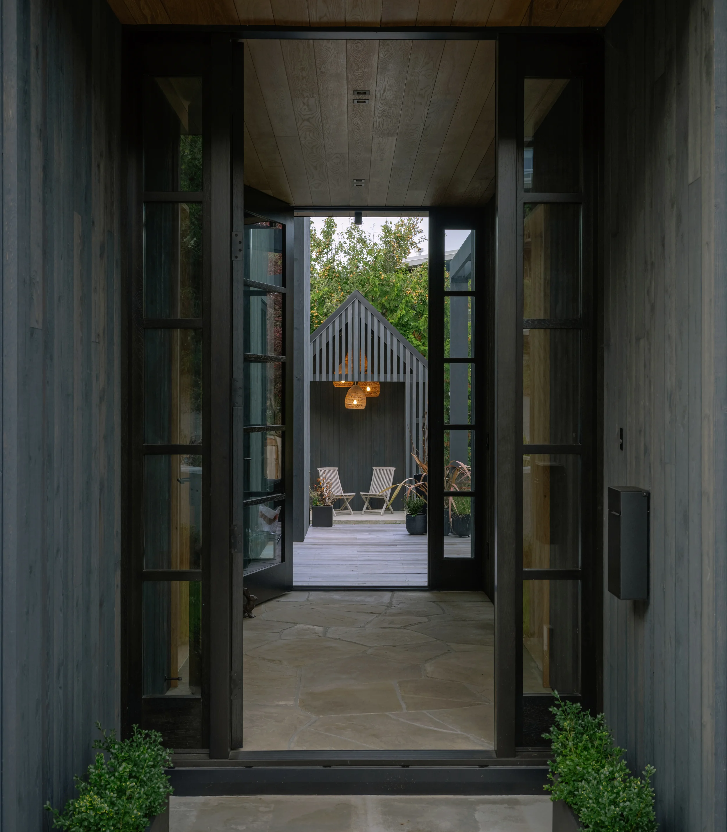 LittleGiant-LittlePointCottage2564-Crop.webp