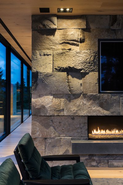 McKinley Burkart_Whistler House (29).jpg