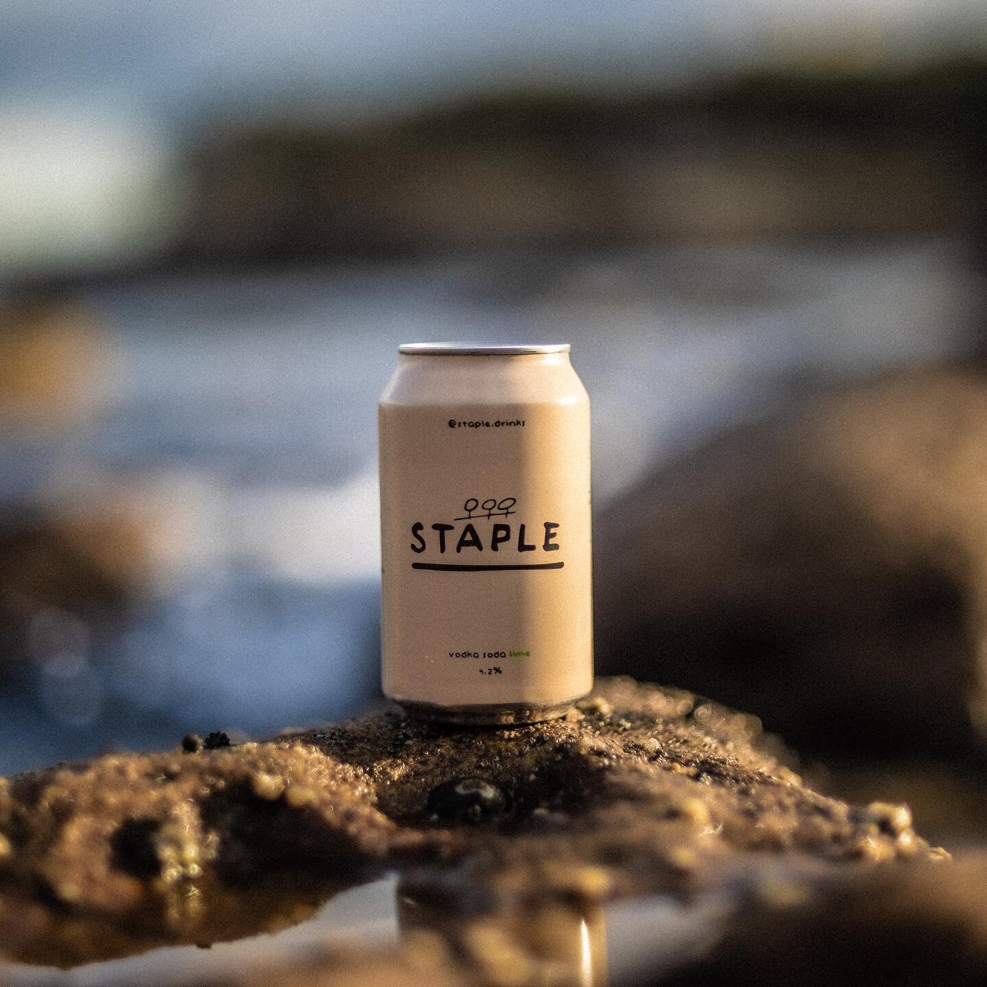 Your most well-balanced mate ⚖️ 
High in flavour, low in sugar, and a tidy 1.1 standard drinks per can.
#StapleDrinks