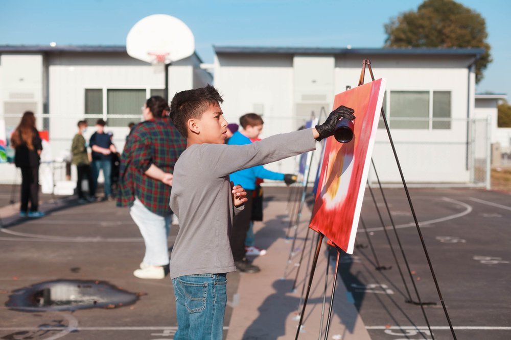  Free after school graffiti art program in partnership with DFEO.  Instruction led by local muralist  Tetris .  Photo by  Gabriel Enamorado .   Griffiths Middle School – December 14, 2022.  