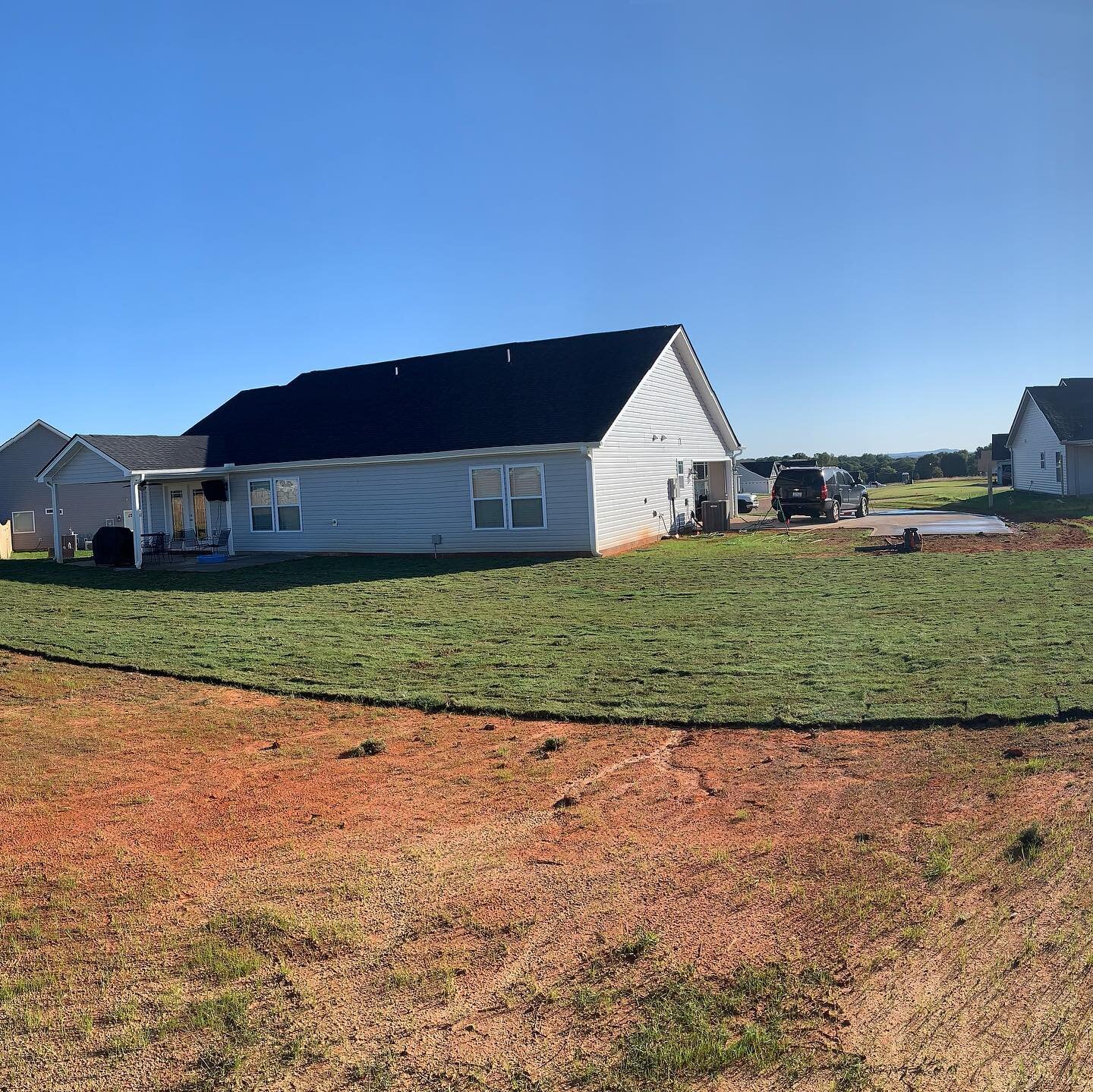 Let&rsquo;s get some sod in your new lawn before that icy cold hits 🥶
Call 864-641-8170 to set it up‼️