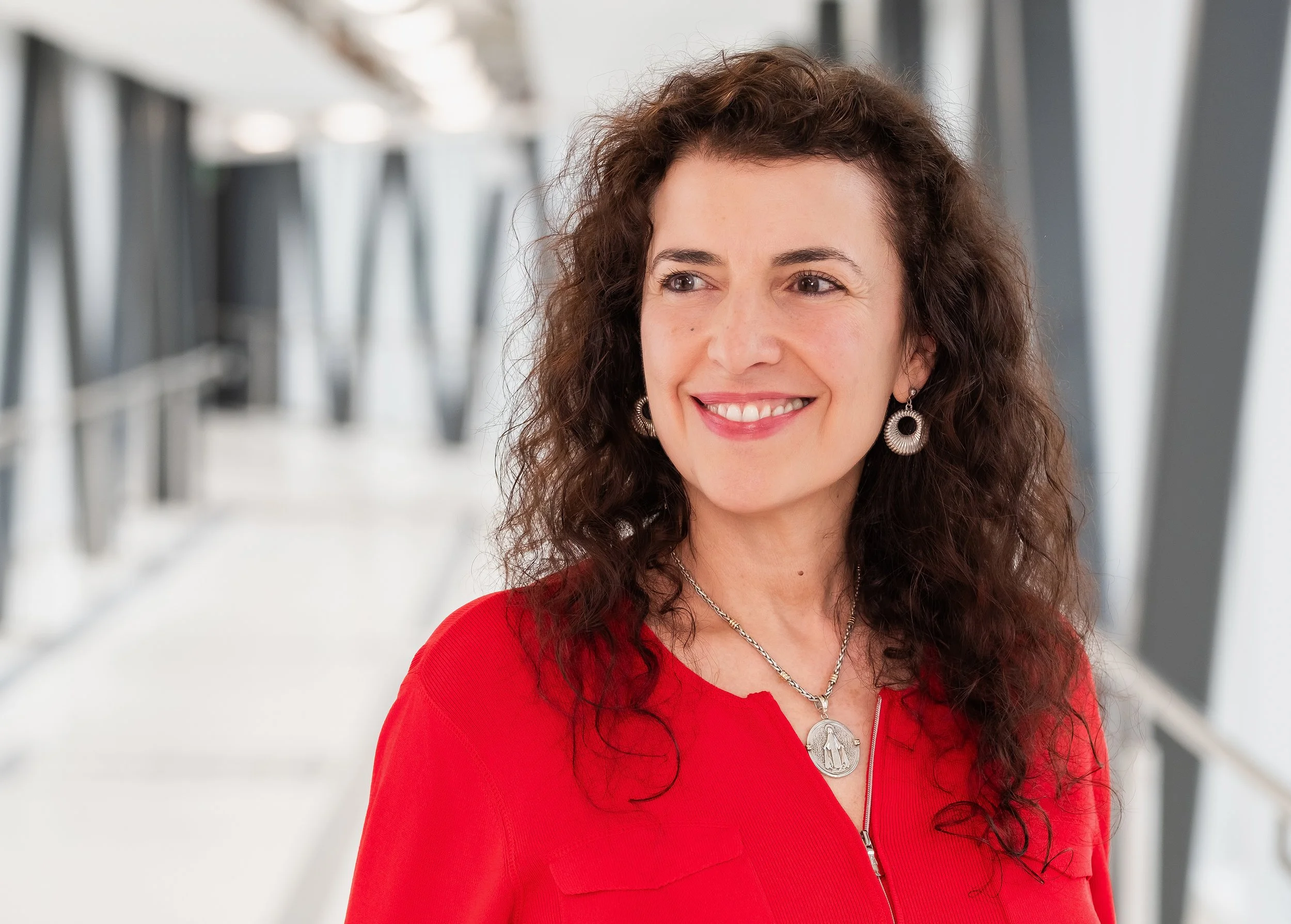 Anita Ruivo supporting international education programs.
