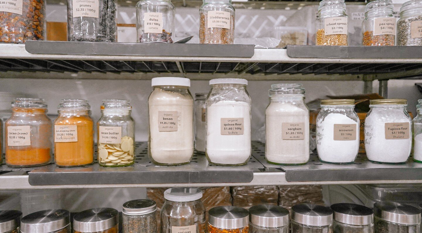 Baking, dressing, sprouting, drinking. Stack your shelves with all the goodness 😋

#communityfoodscairns #organicfoodcairns #plasticfreeshopping #SustainableFood #BulkFoodStore #EthicalFood #OrganicFoodCairns