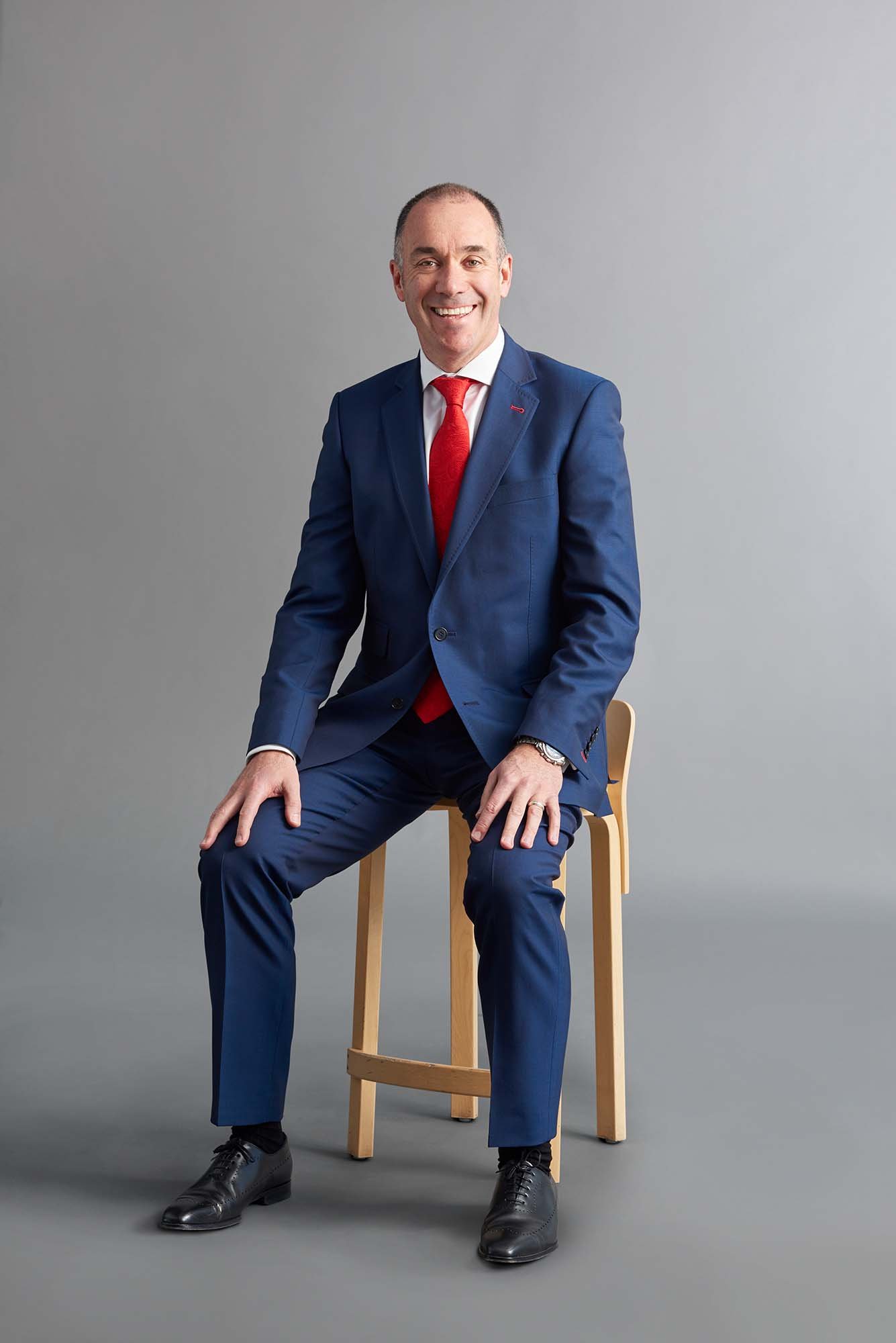 melbourne-headshot-02.jpg