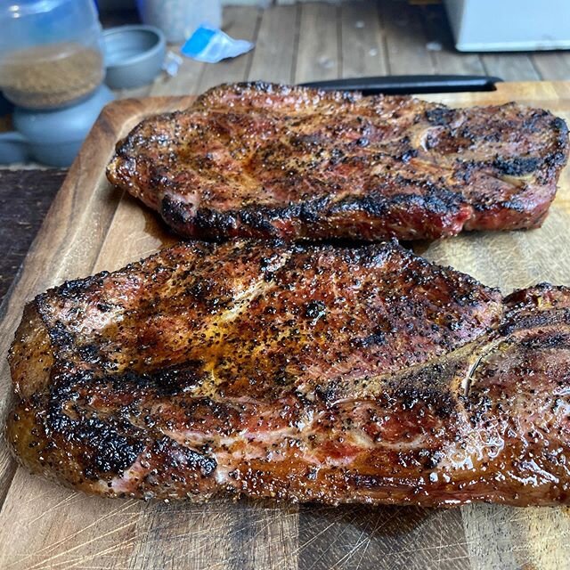 Pretty sure I just ruined myself on pork chops...tonight I made Bone In Pork Butt Steaks. Basically it was an all dark meat pork chop and it was divine. .
.
.
.
.
#barbecue #bbq #foodie #bbqporn #DarkSideMeats #Meat #ShotoniPhone #carnivore #barbecue
