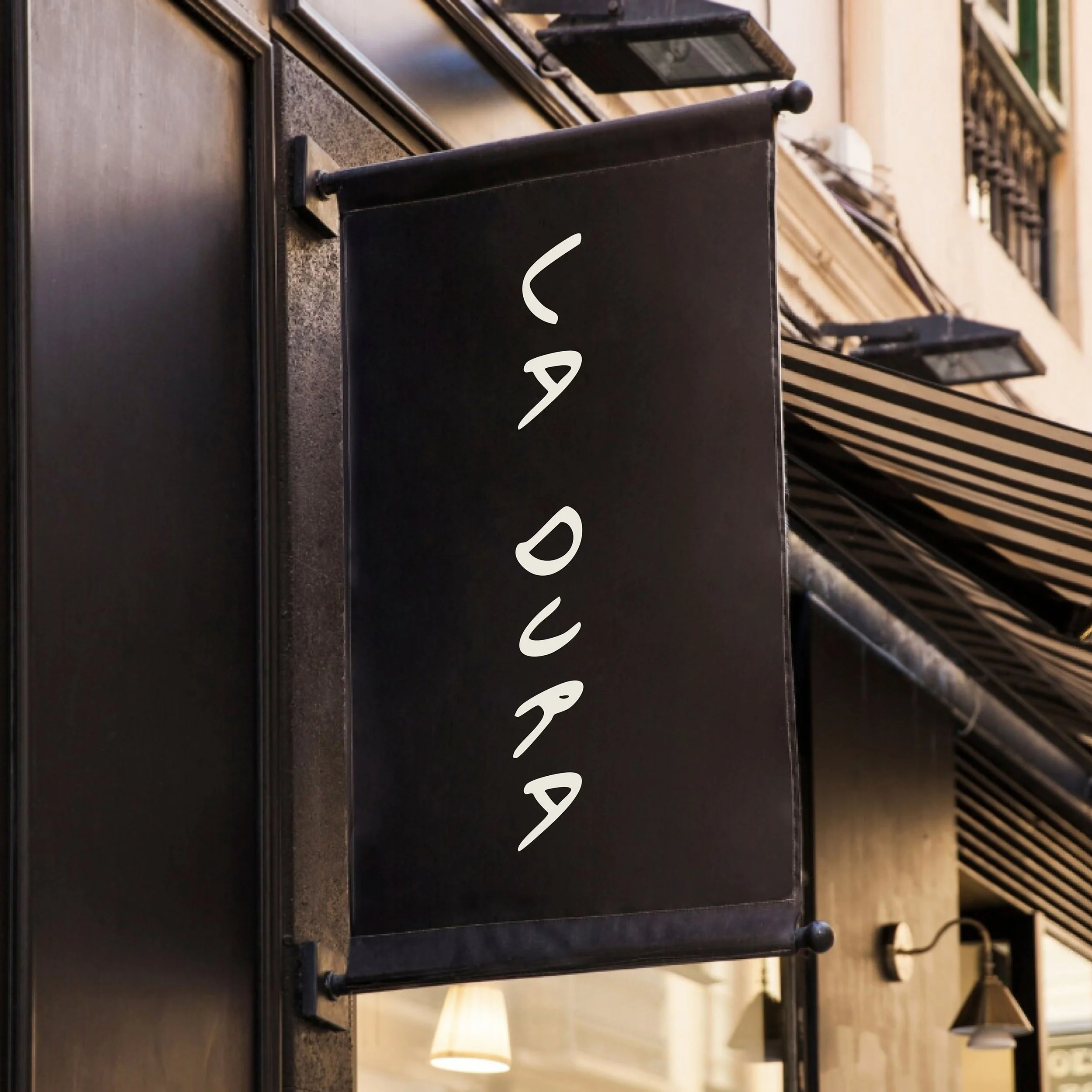 La dura logo mockup.jpg