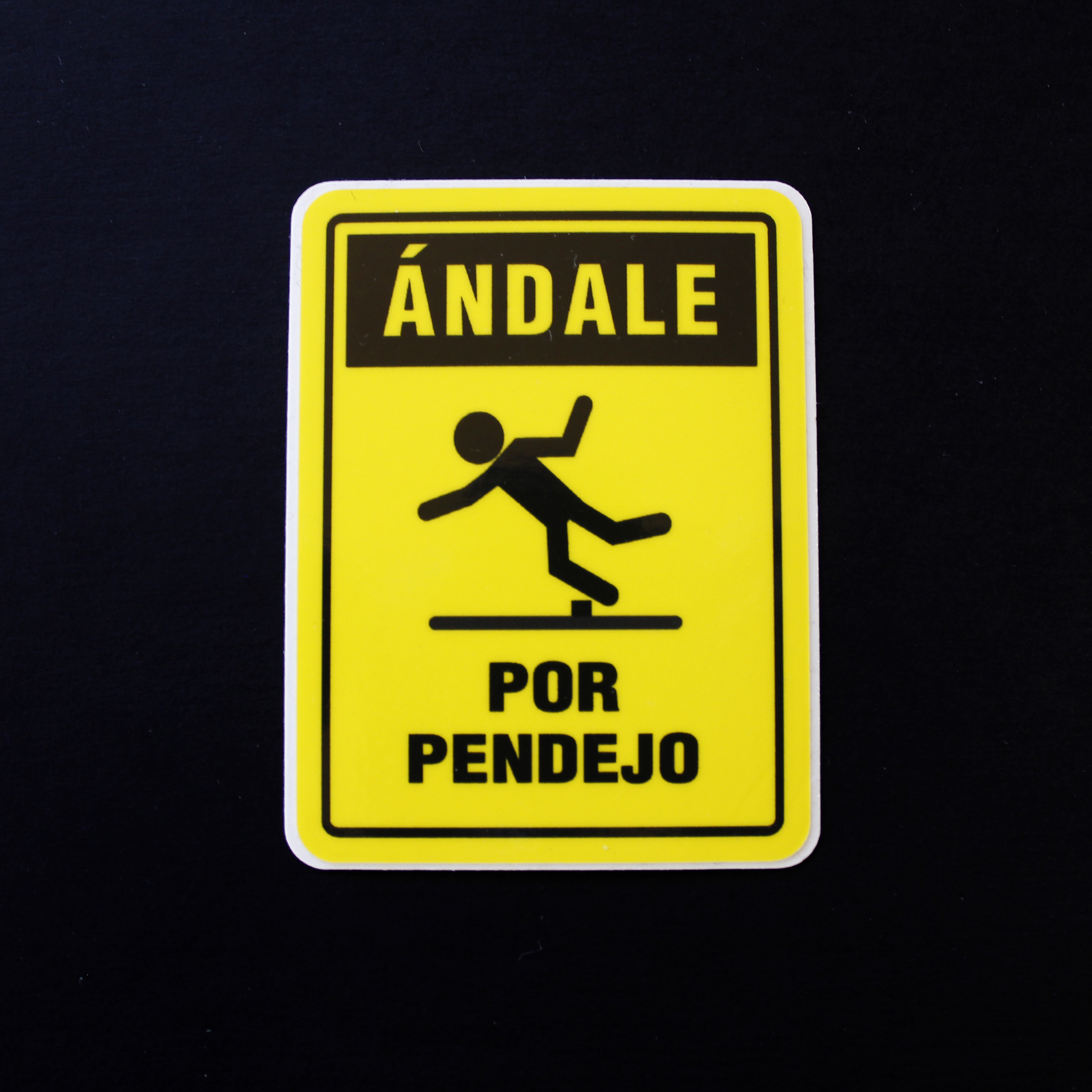 Chic_AndalePor-Straight.png