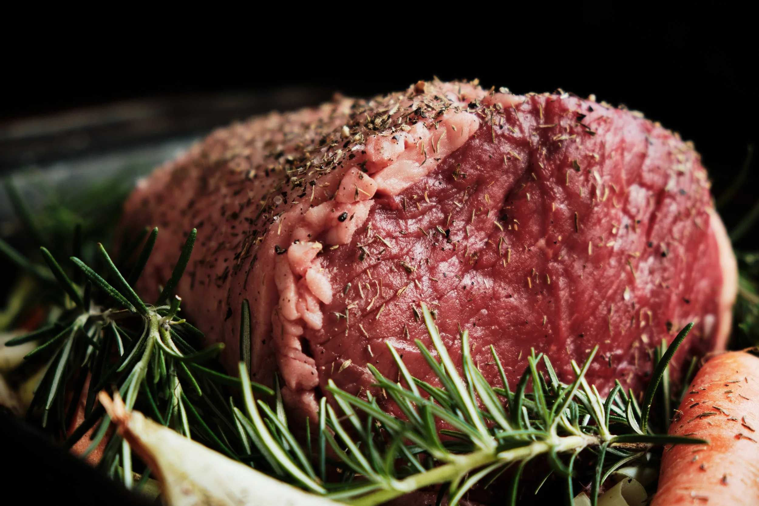 product photography, product photographer Bath, butchers, buxton butchers, local meat, local farmers, quality beef, uk beef, grass fed, Sunday roast,