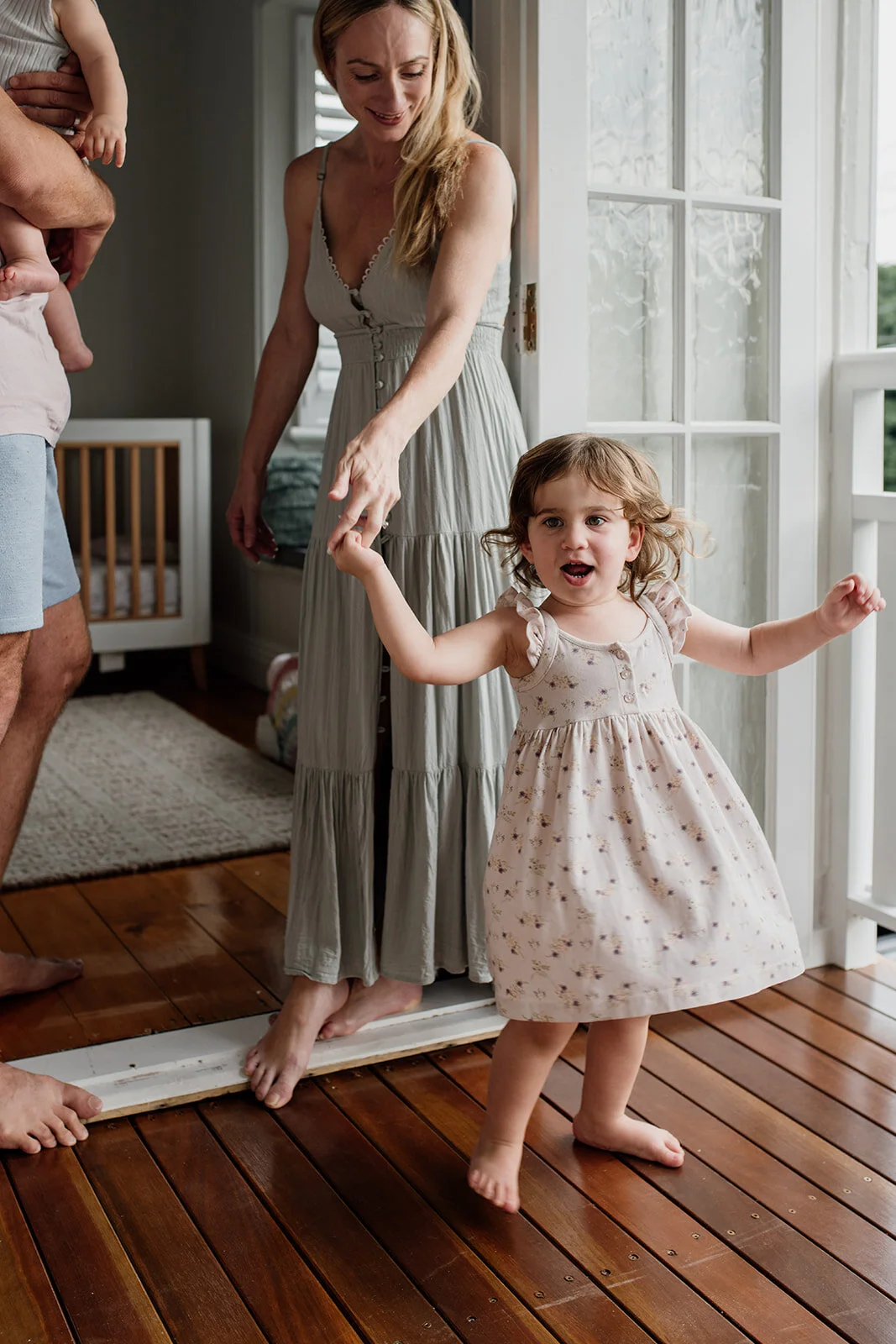 Family at home by Gold Coast family photographer