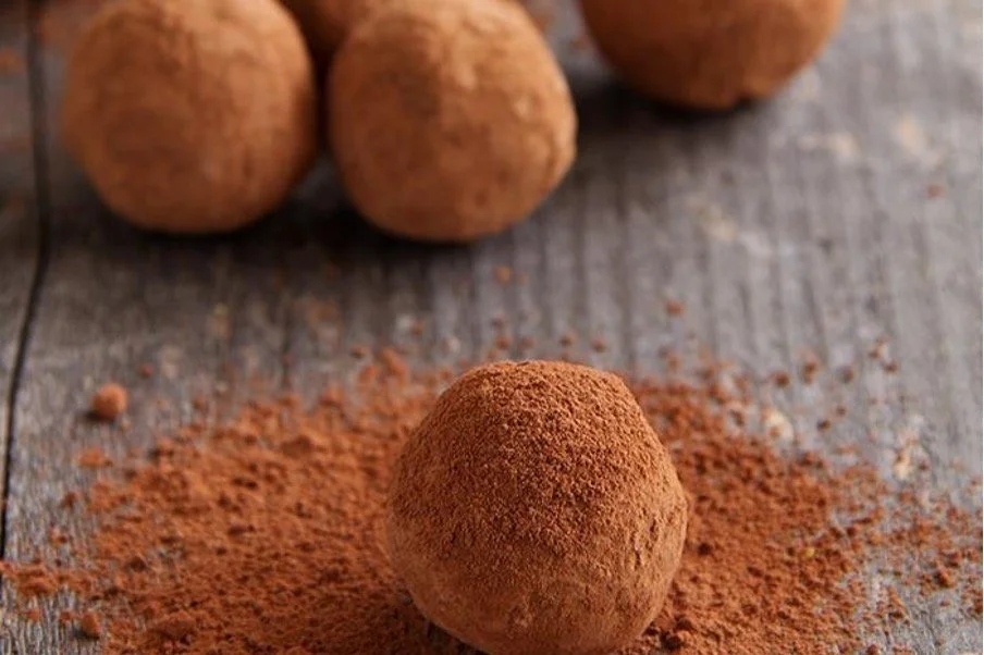 Picture 1.jpg chocolate.jpg