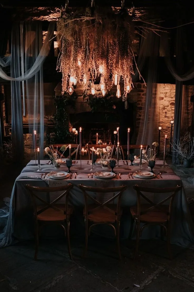 5 reasons dark and moody autumn/winter weddings rock!