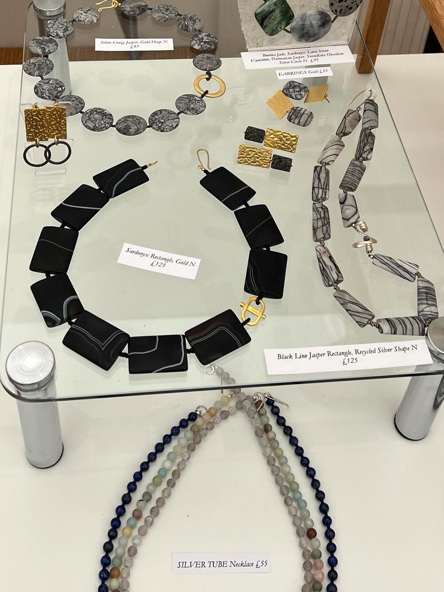 Last day at Bovey Tracey Craft Festival and what an event it had been! Altogether brilliant and such lovely people #jewellery #stones #festival #boveytracy #craftfestivalboveytracey #contemporary