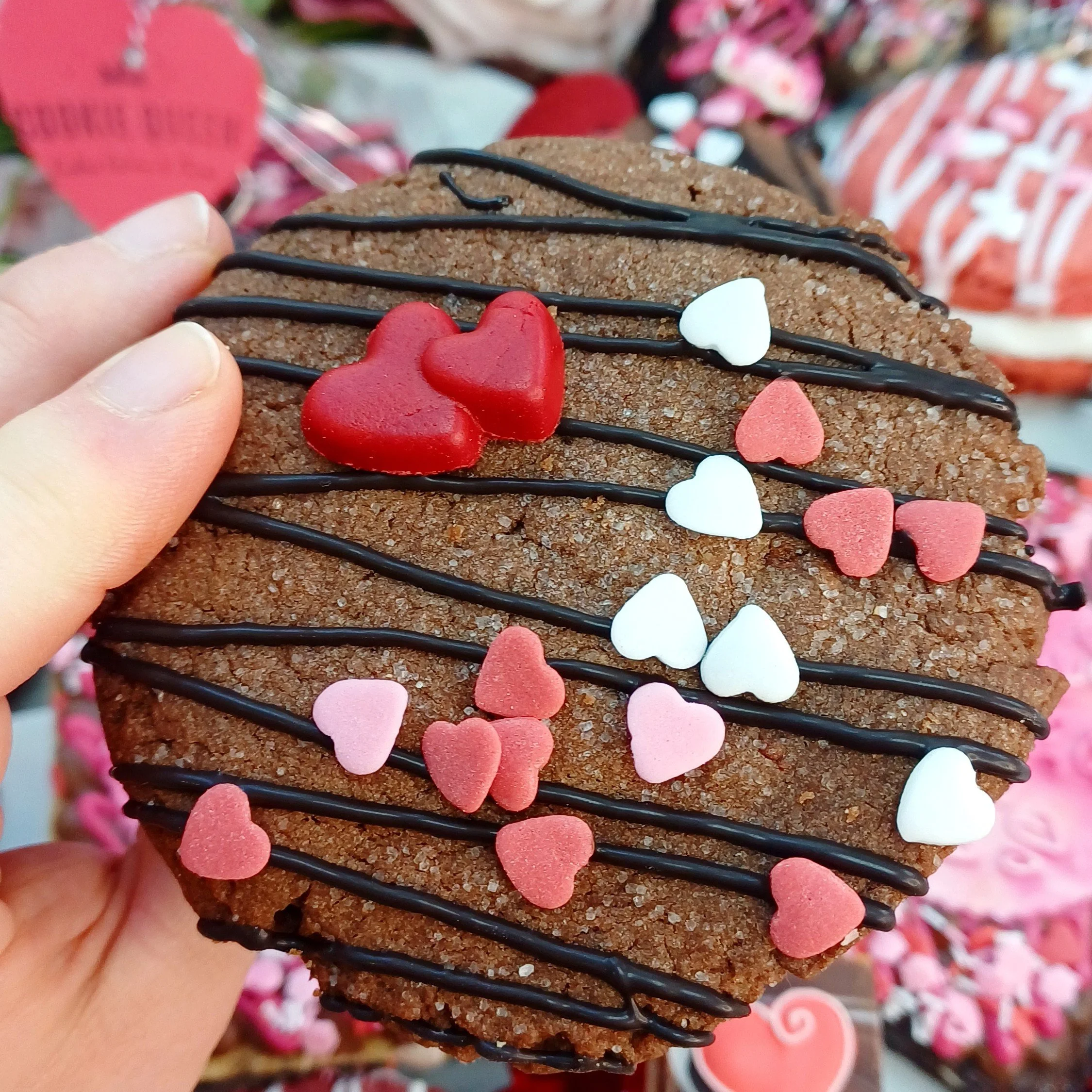 VG Chocolate & strawberry cookie sandwich limited valentines edition.jpg (Copy)