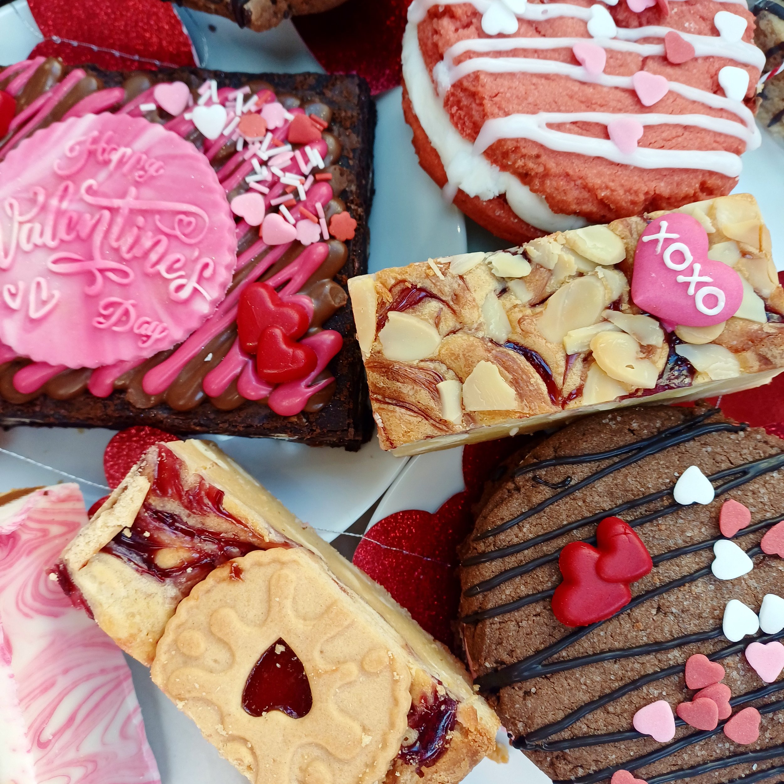 cookiequeen-valentines-range (7).jpg