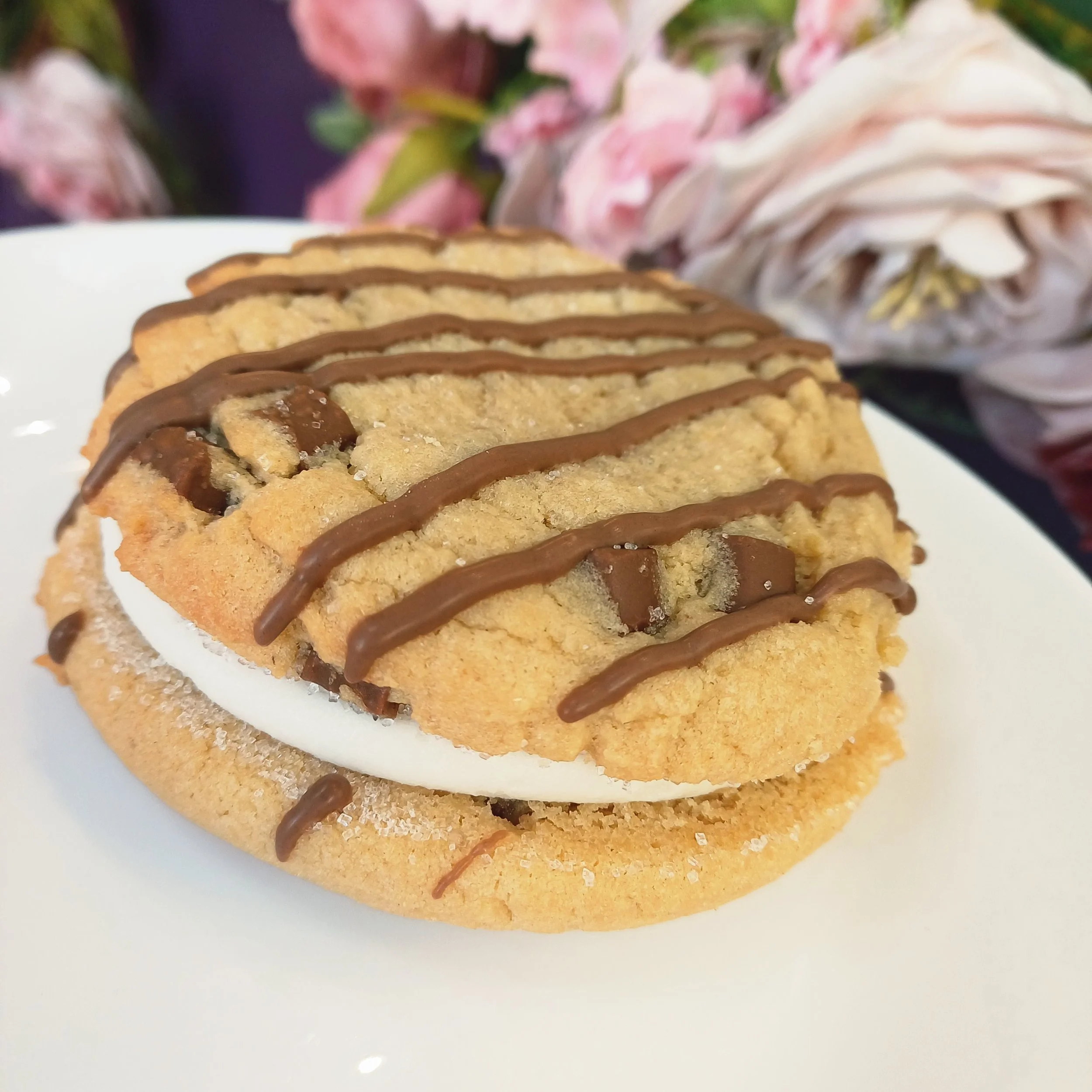 Vanilla Choc Chip Cookie Sandwich
