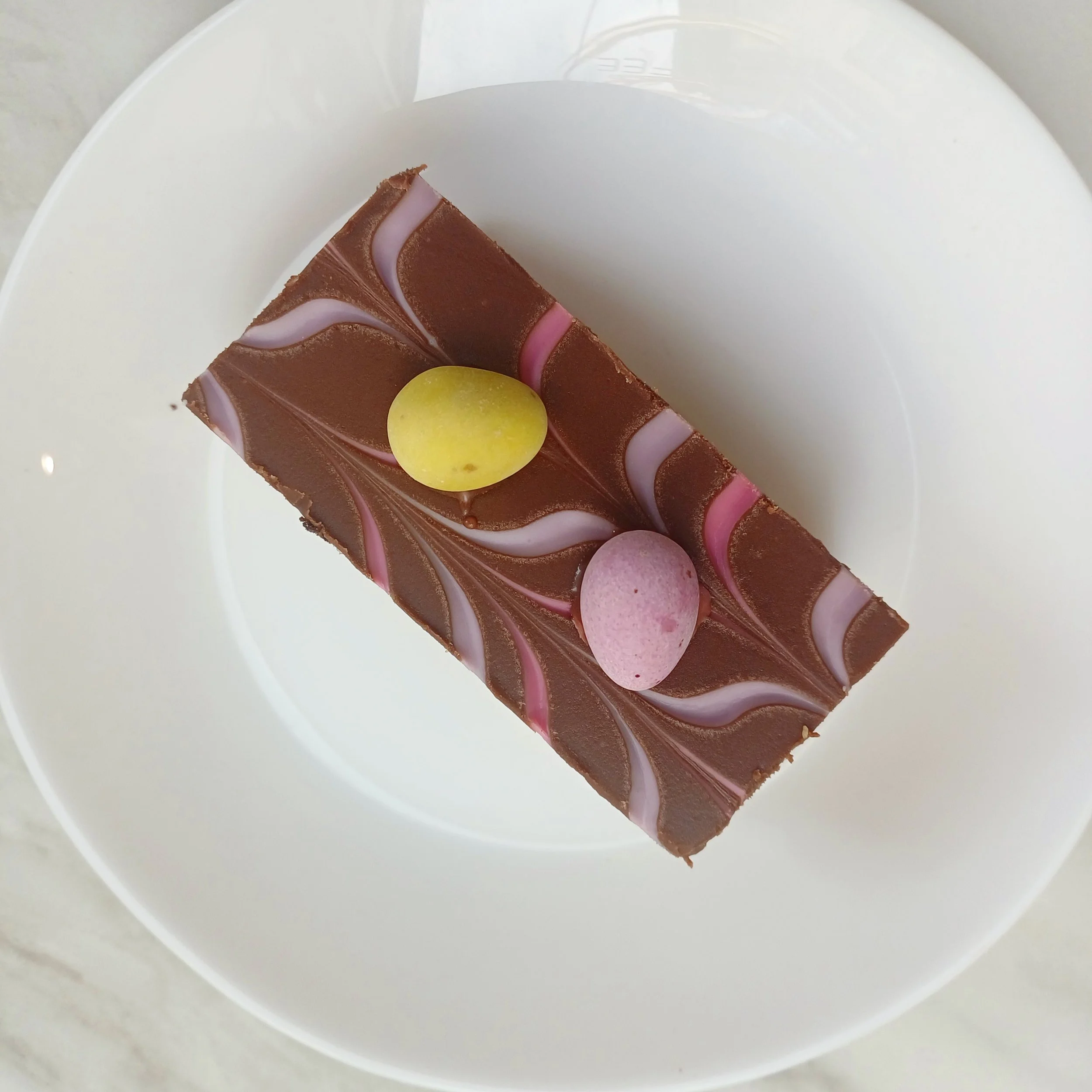 Mini Egg Cookie Millionaire.jpg