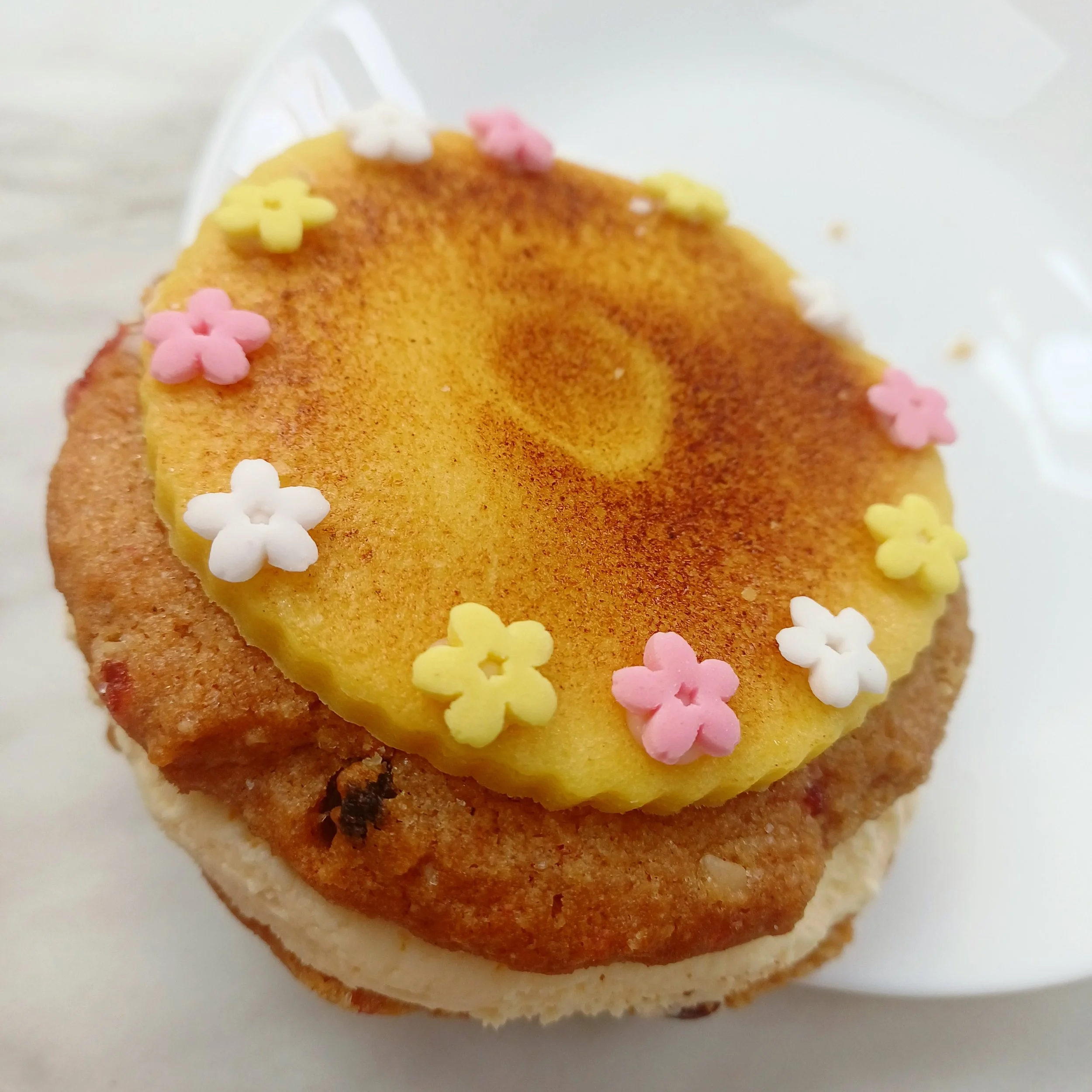 Vegan Simnel Cake Cookie Sandwich (2).jpg