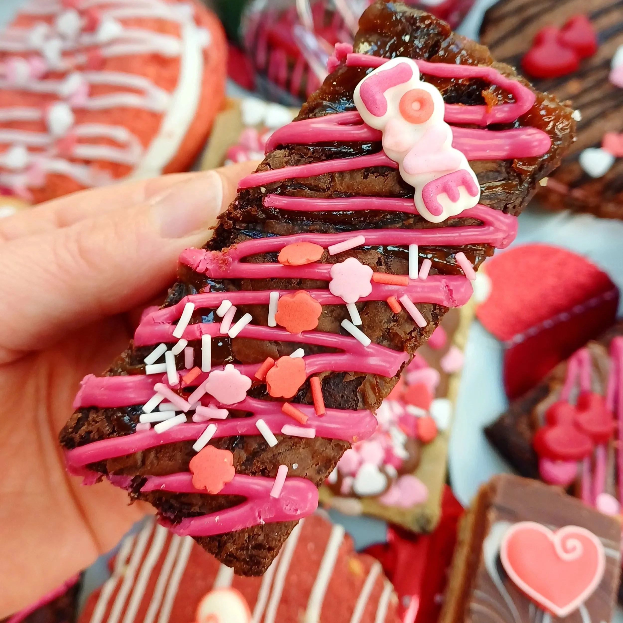 Salted+caramel+brownie+limited+valentines+edition.jpg (Copy)