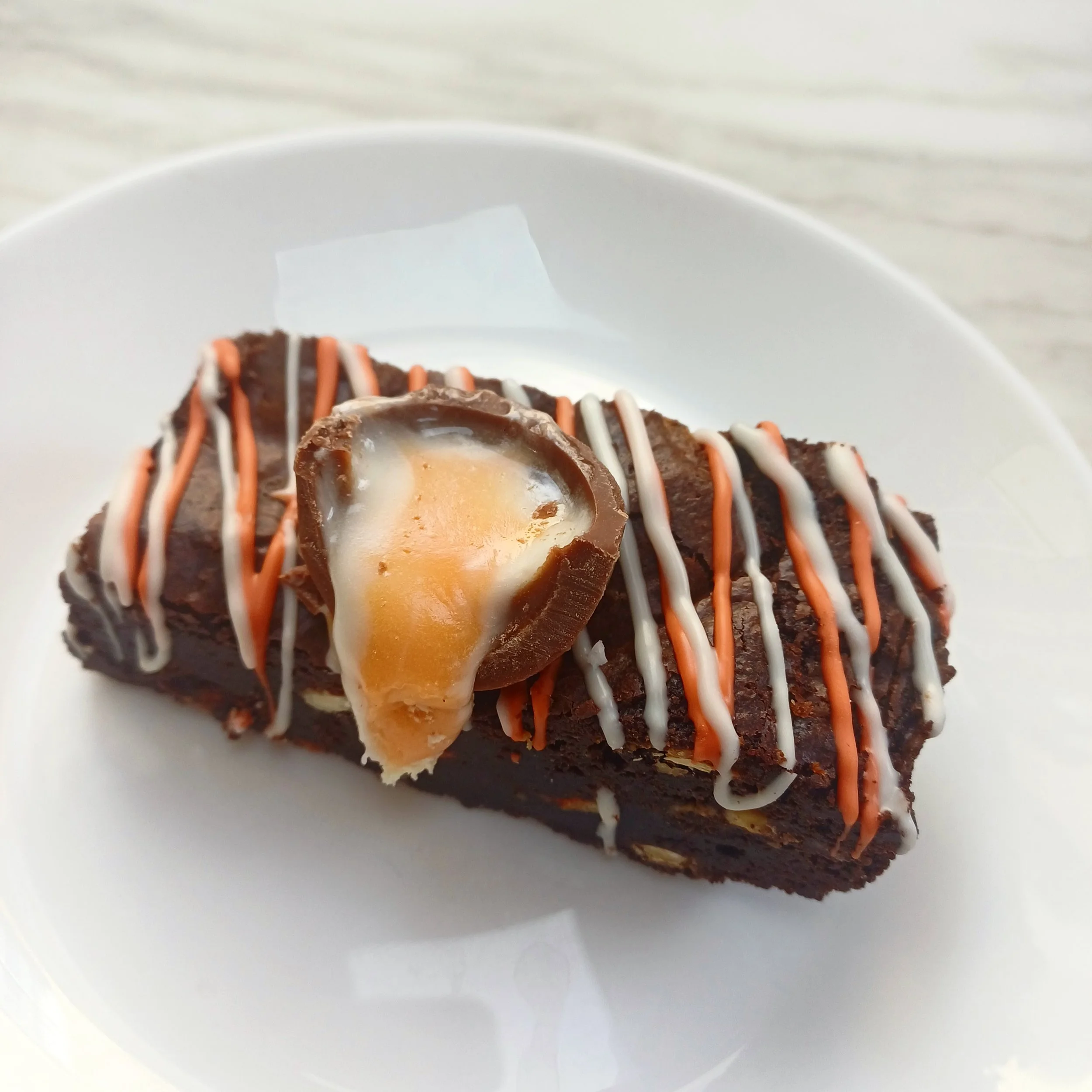 Creme Egg Brownie (2).jpg