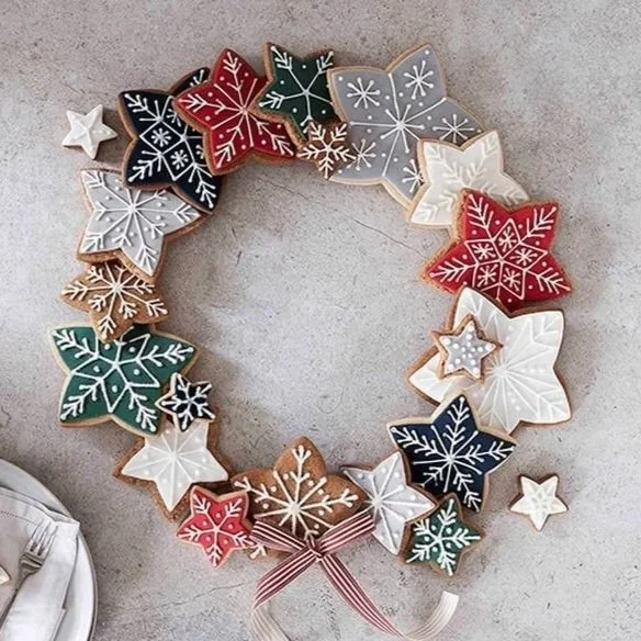 4pm - Thursday 19th November - Christmas Cookie Wreath Workshop