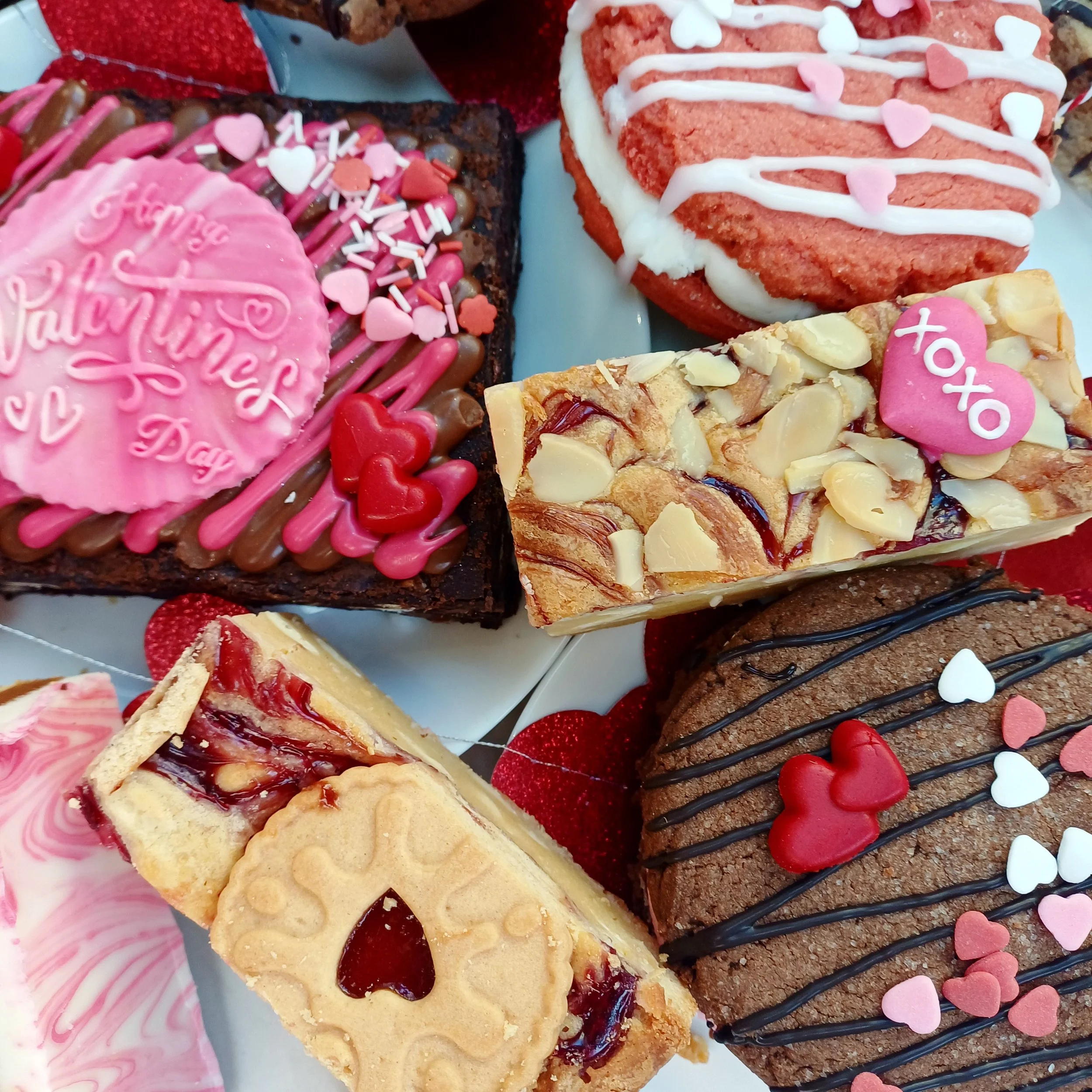 cookiequeen-valentines-range (7).jpg