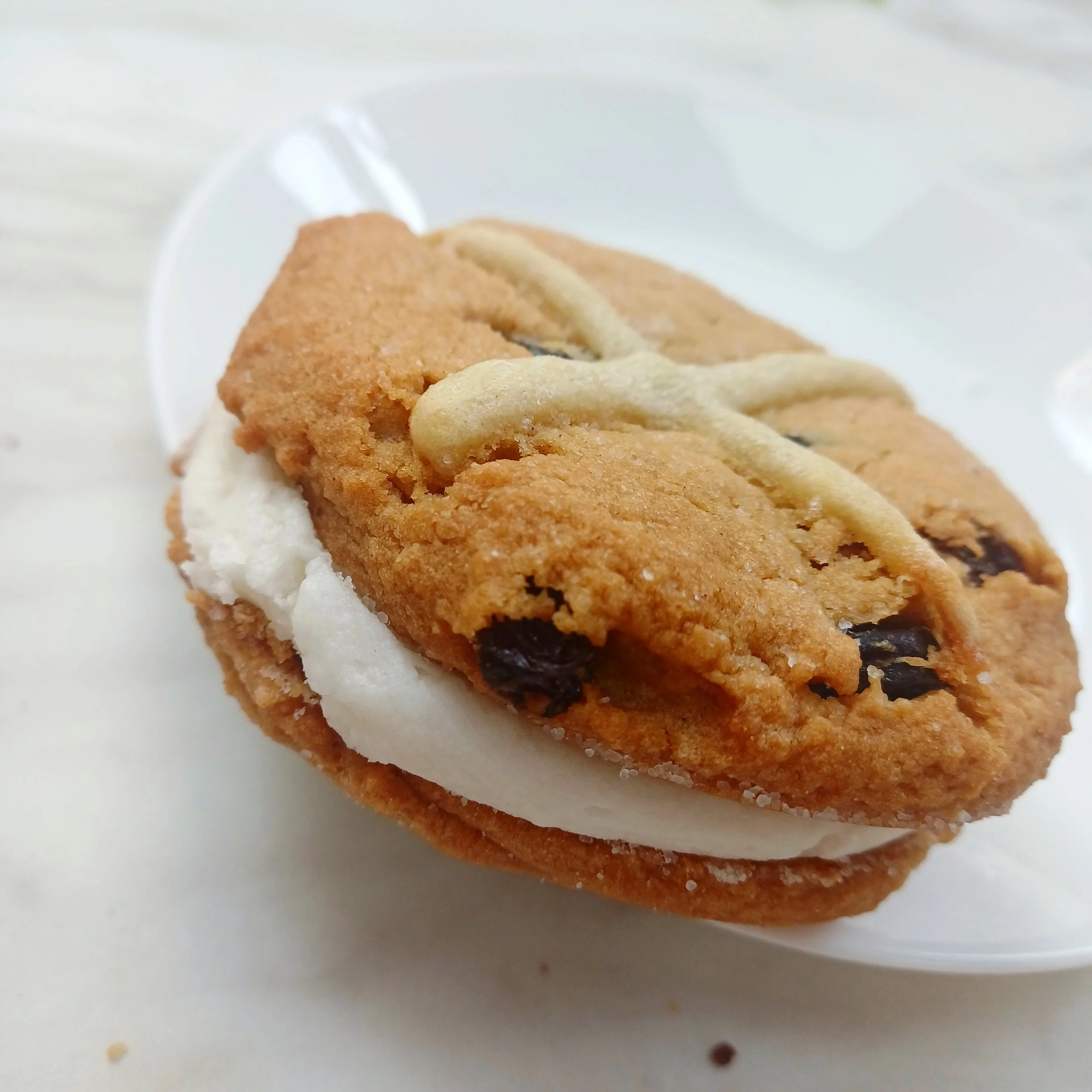 Vegan Hot Cross Bun and Jam Cookie Sandwich (3).jpg