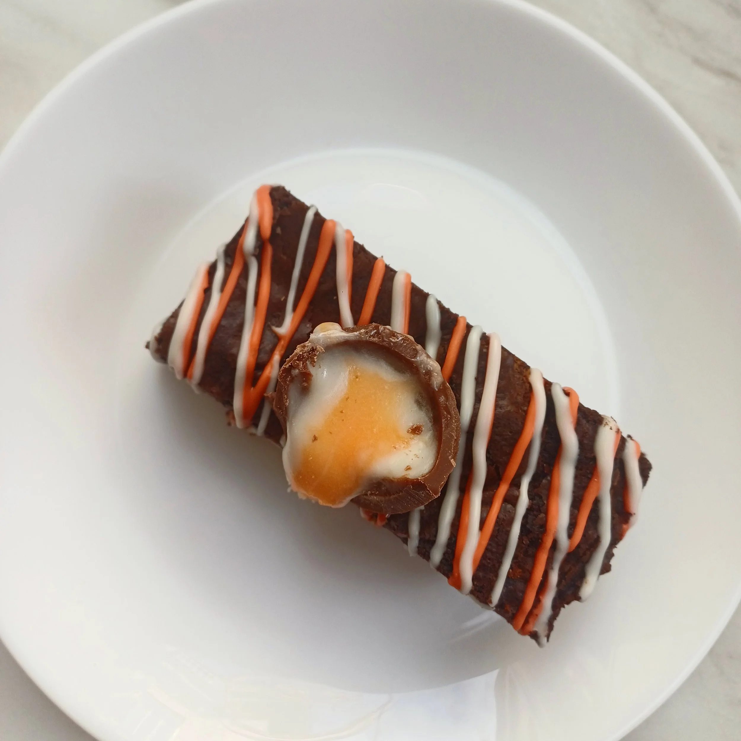 Creme Egg Brownie.jpg
