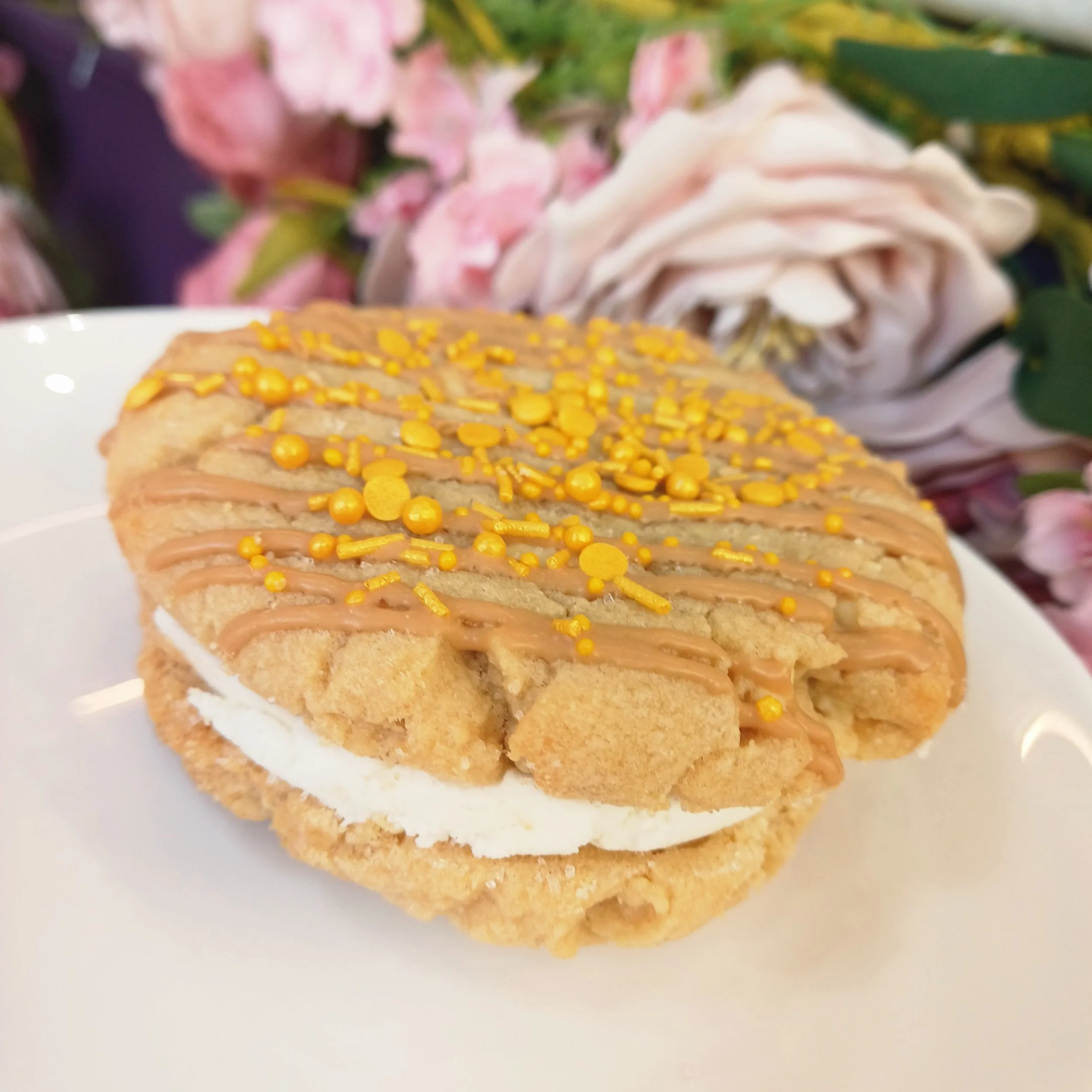 White Chocolate and Caramel Cookie Sandwich