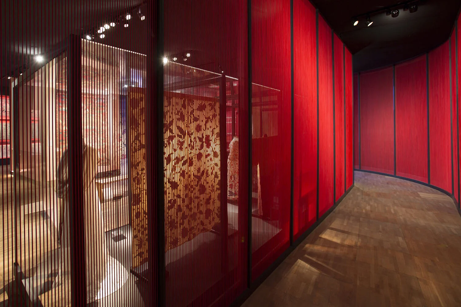 string corridor-web.jpg